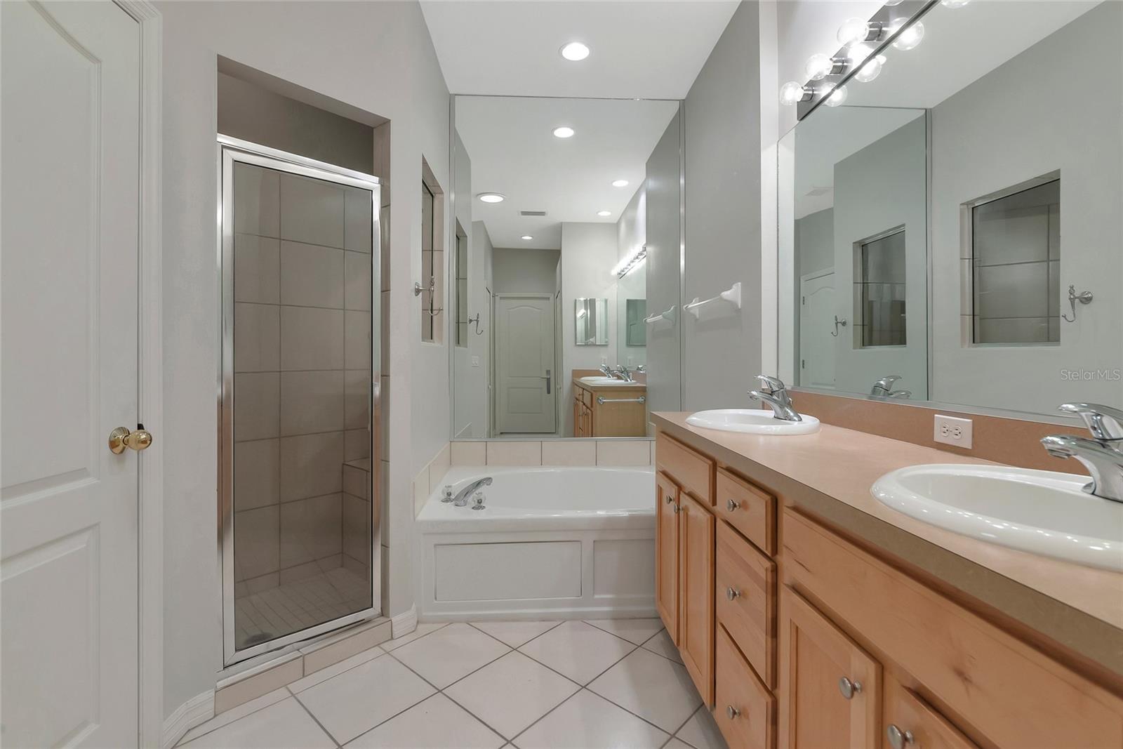 8310 TARTAN FIELDS CIR