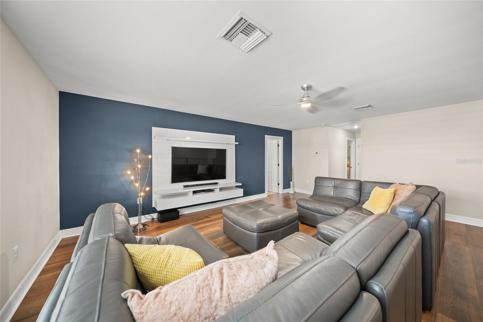 3442 CHESTERTOWN LOOP