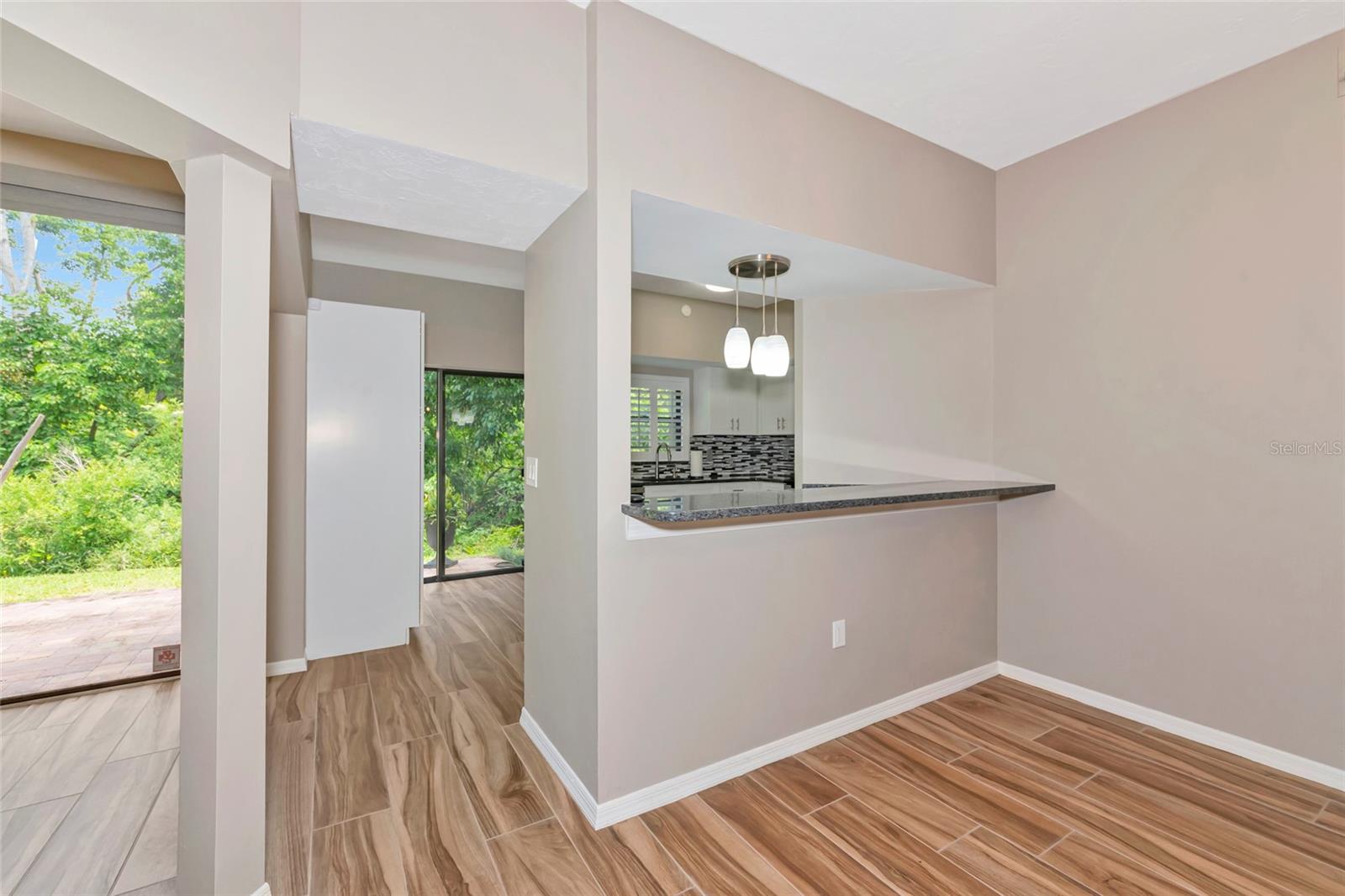 1712 STARLING DR #101