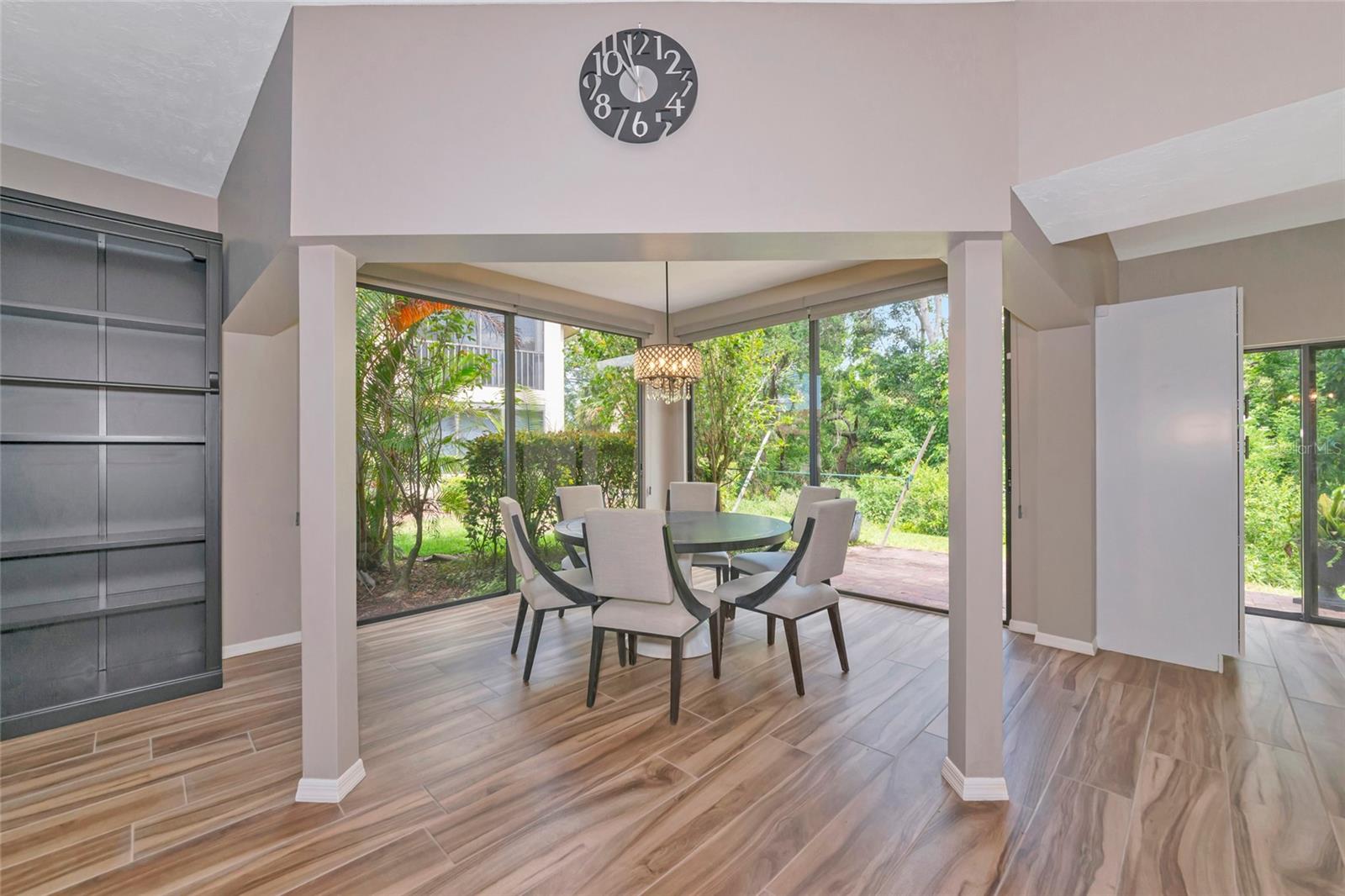 1712 STARLING DR #101