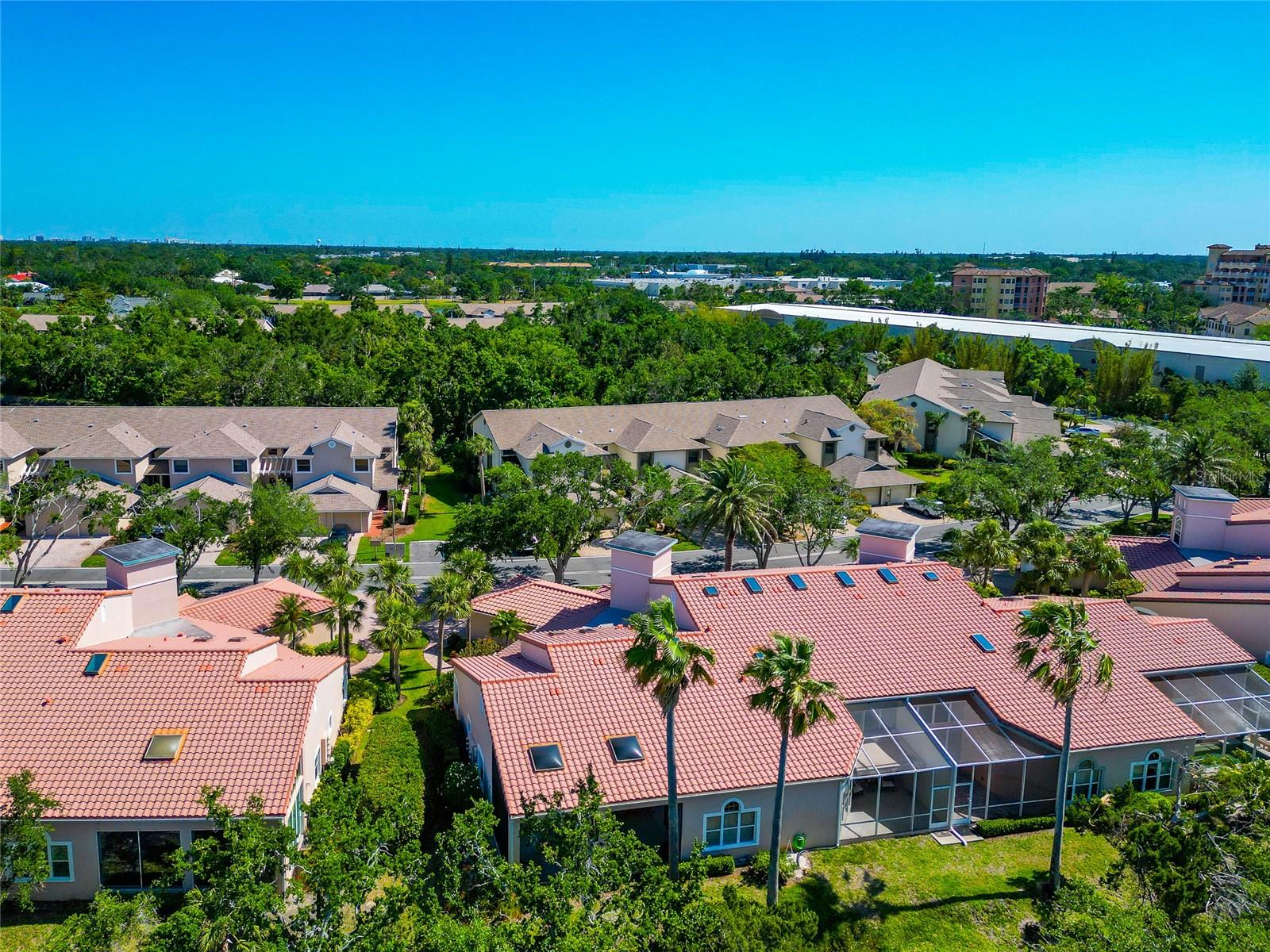 1712 STARLING DR #101