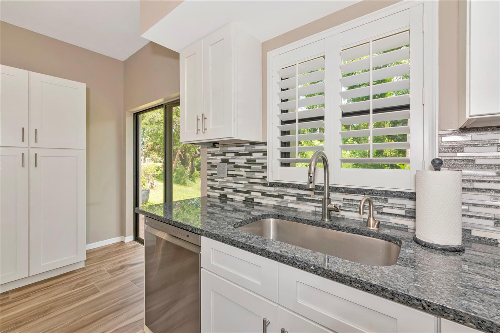 1712 STARLING DR #101