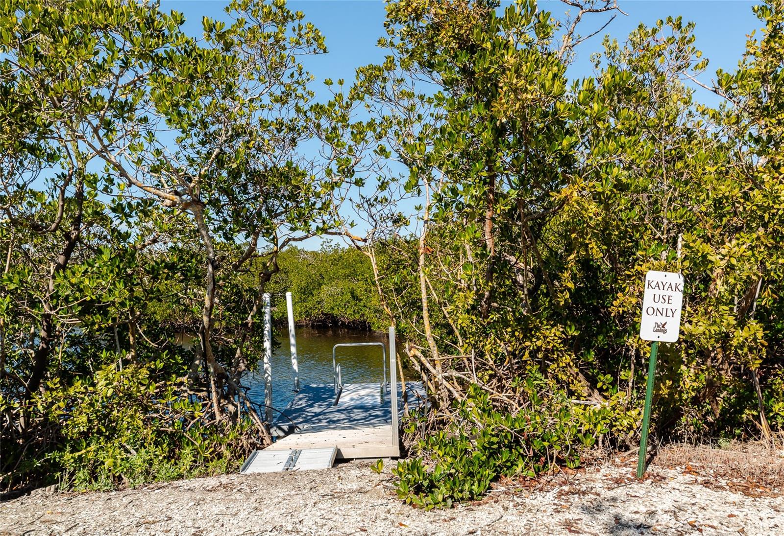 1712 STARLING DR #101