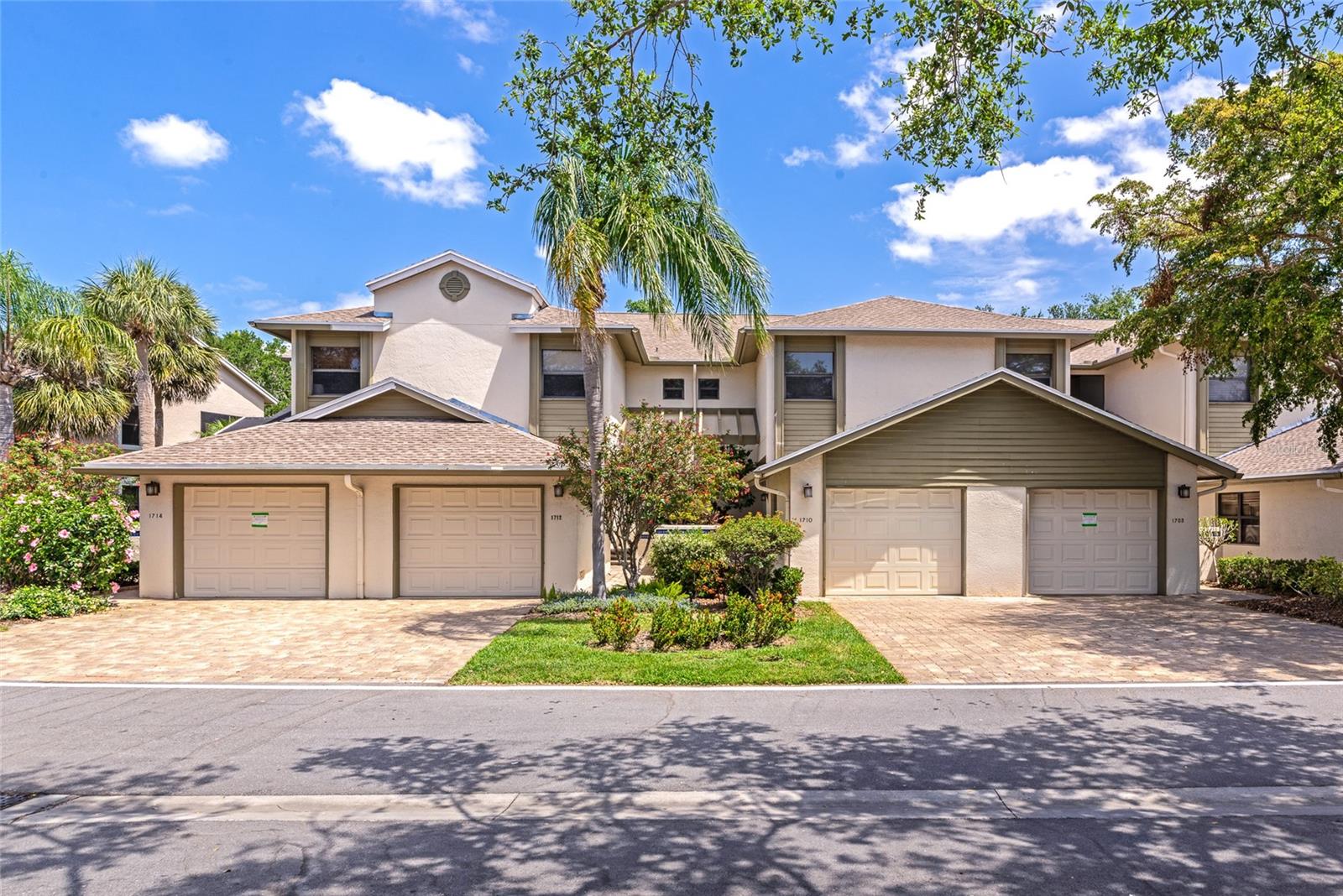 1712 STARLING DR #101