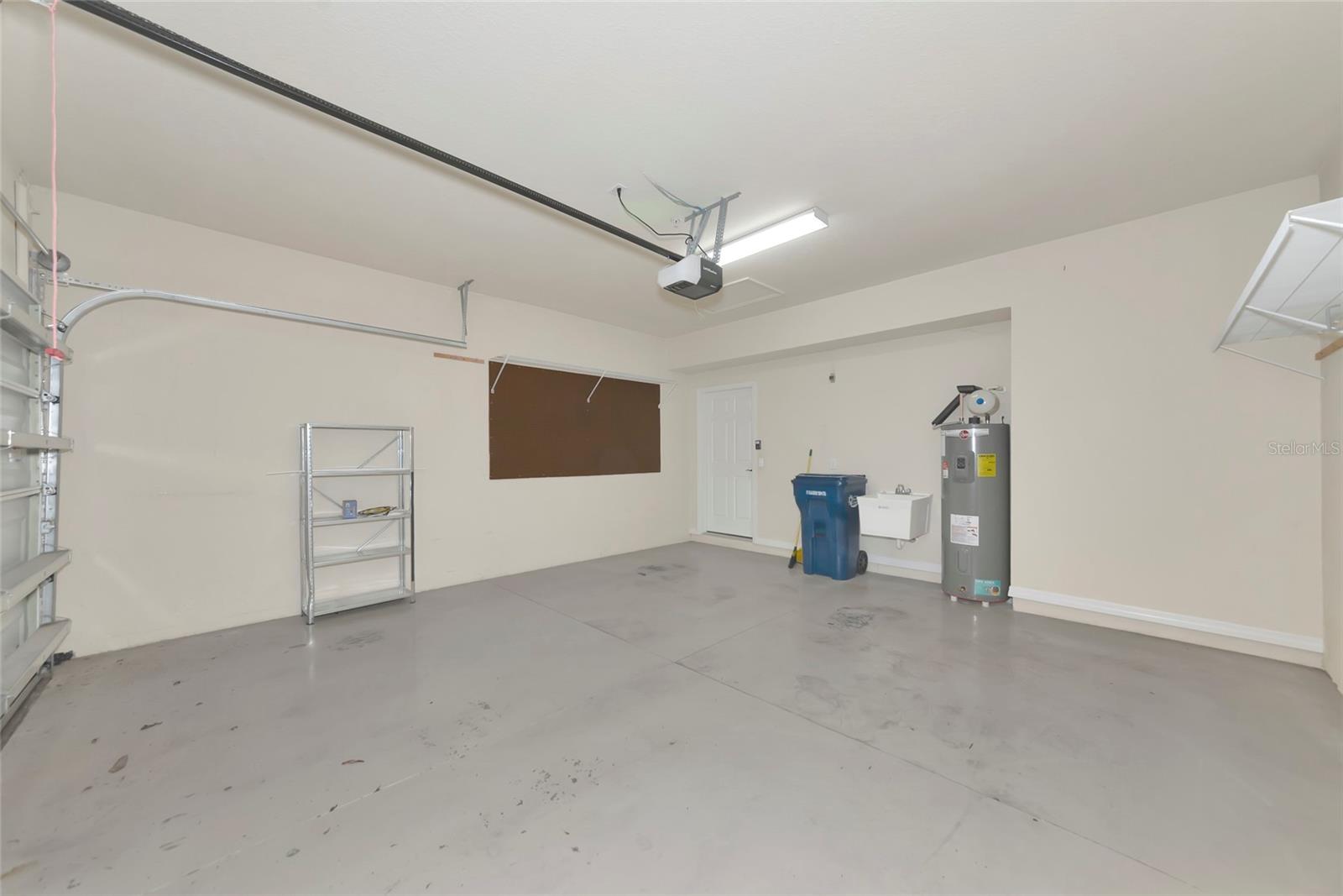 318 WINDING BROOK LN #104