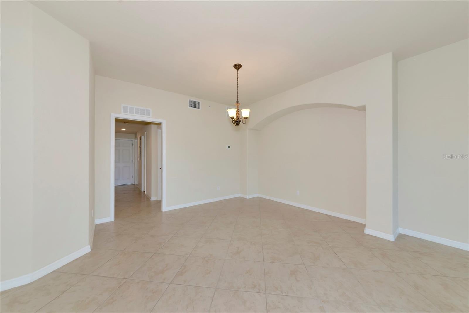 318 WINDING BROOK LN #104