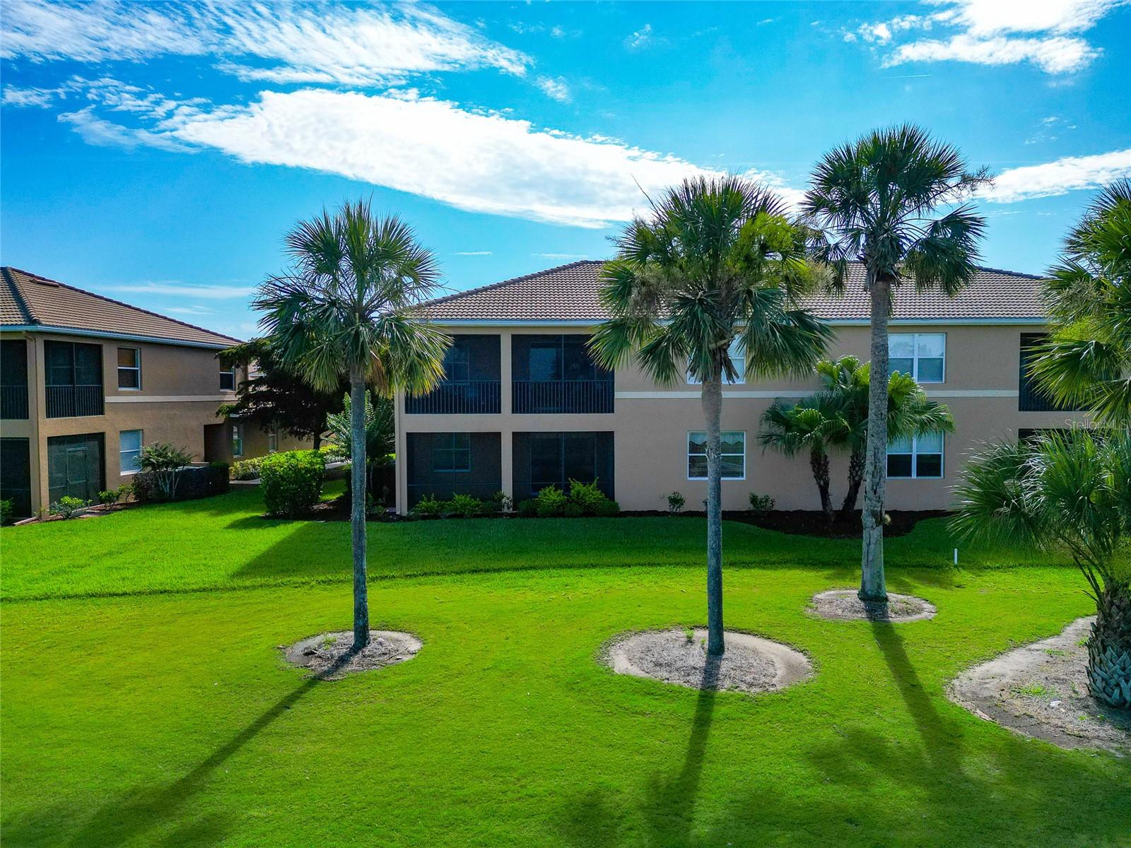 318 WINDING BROOK LN #104