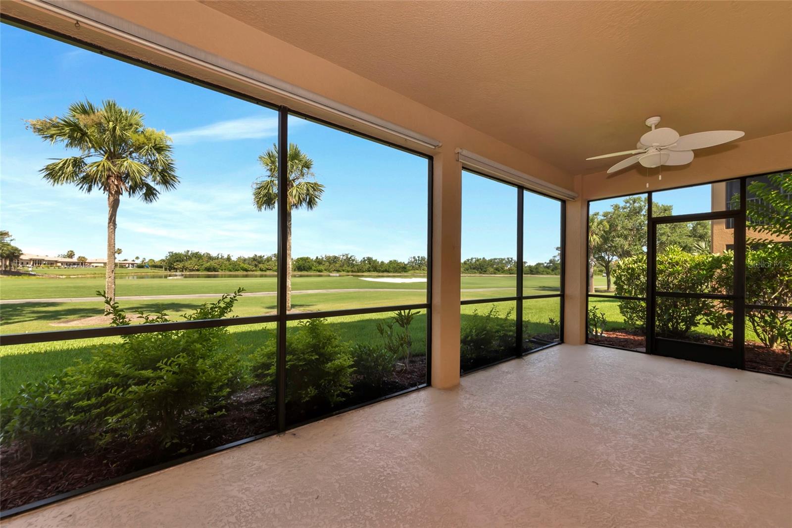 318 WINDING BROOK LN #104