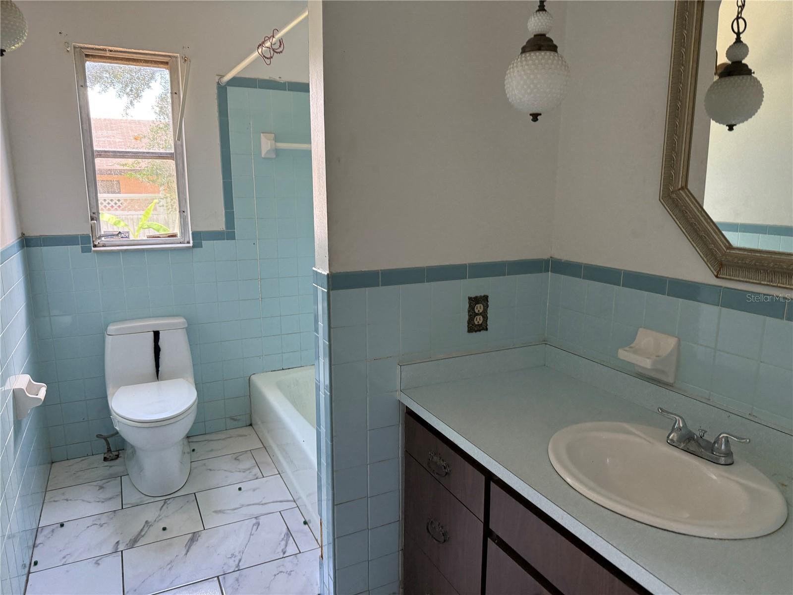 5124 17TH STREET CT E