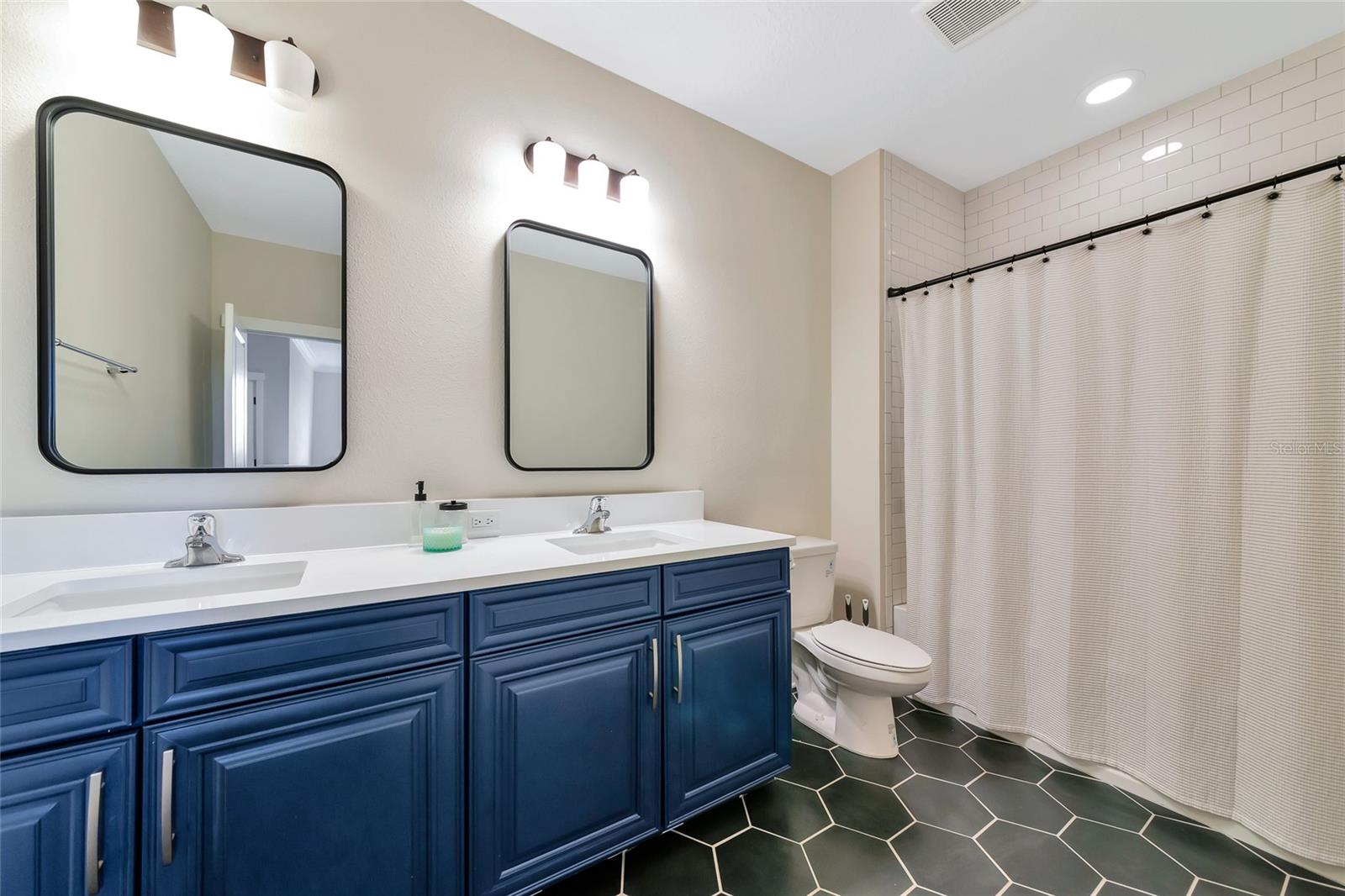 1012 FERNLEAF RUN