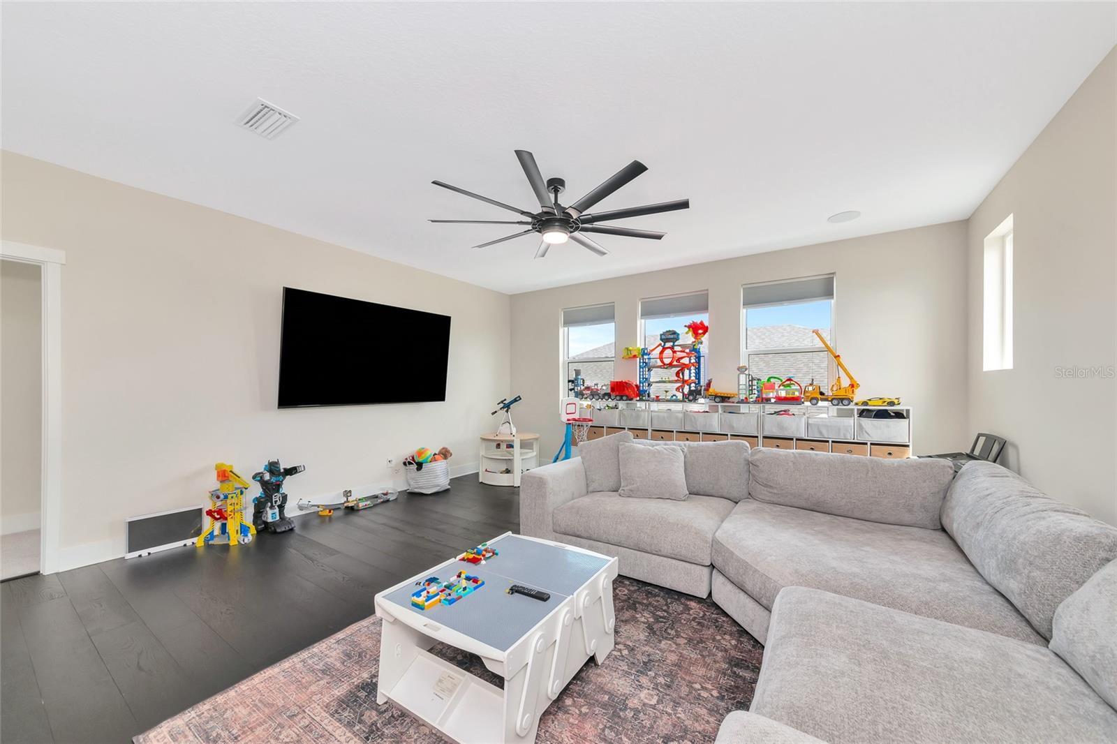 1012 FERNLEAF RUN