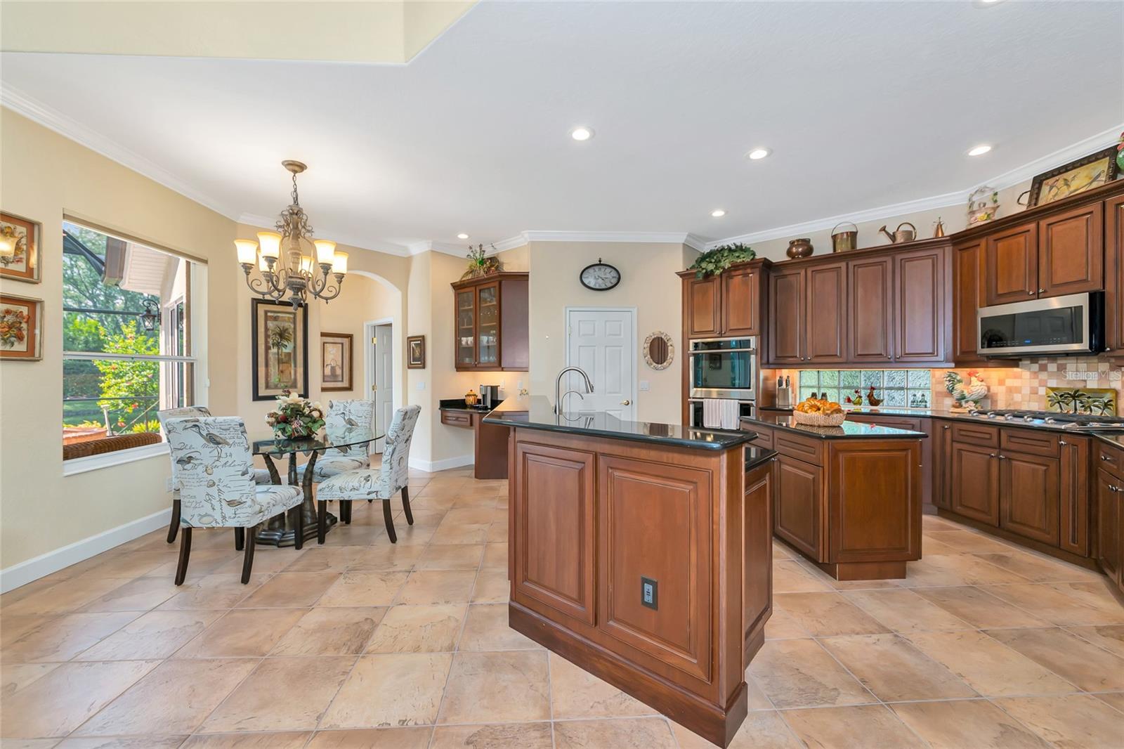 10014 DAY LILY CT