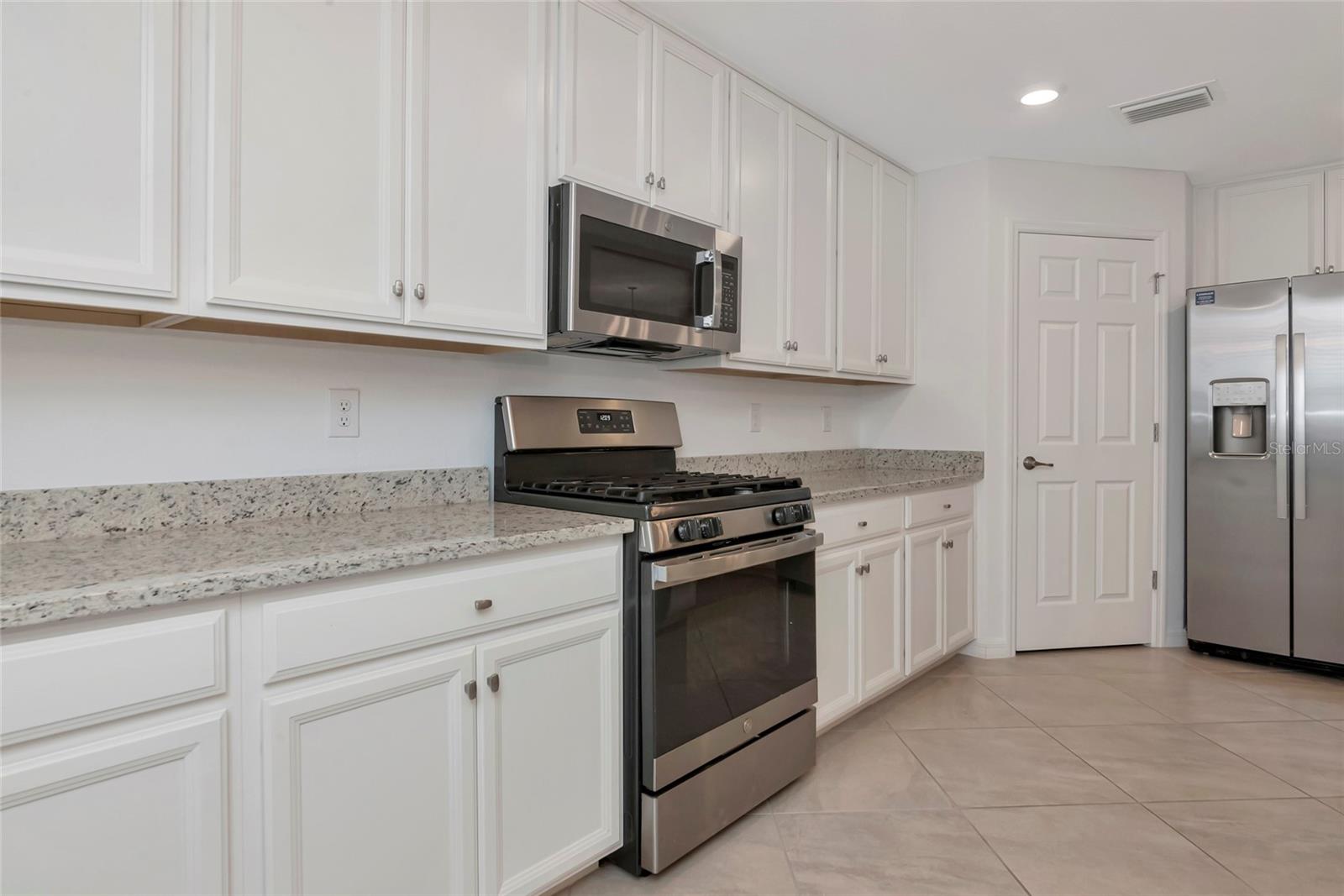 6056 WORSHAM LN #104