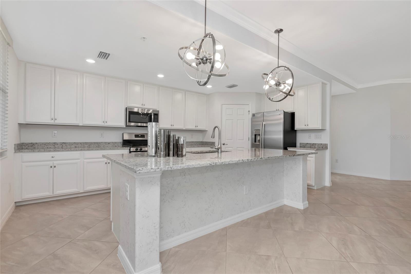 6056 WORSHAM LN #104