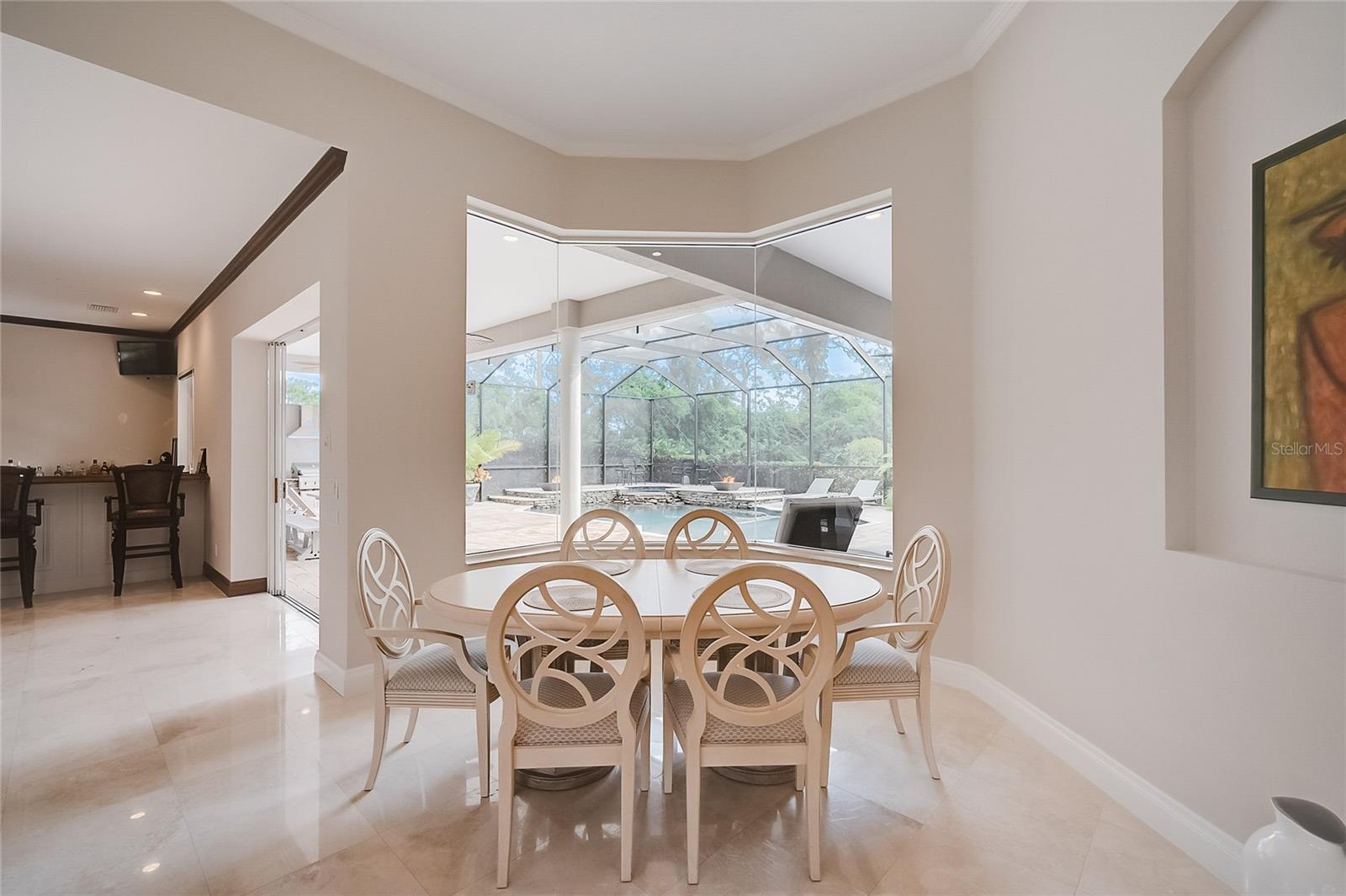 854 MACEWEN DR