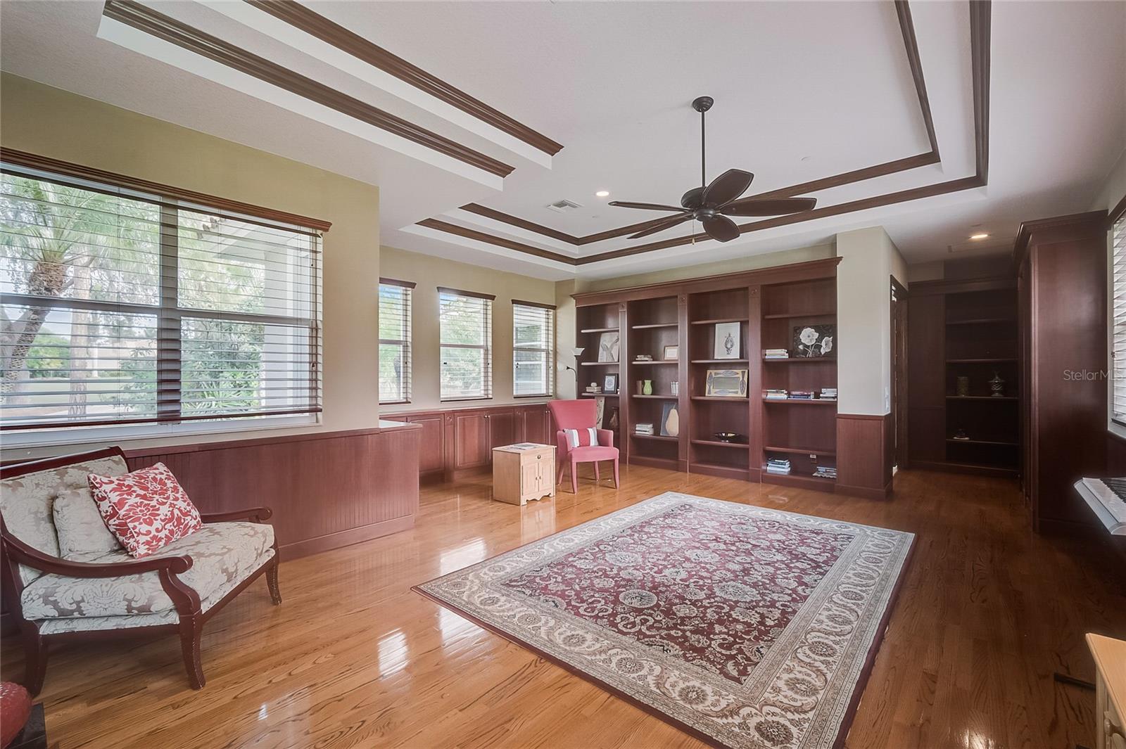 854 MACEWEN DR