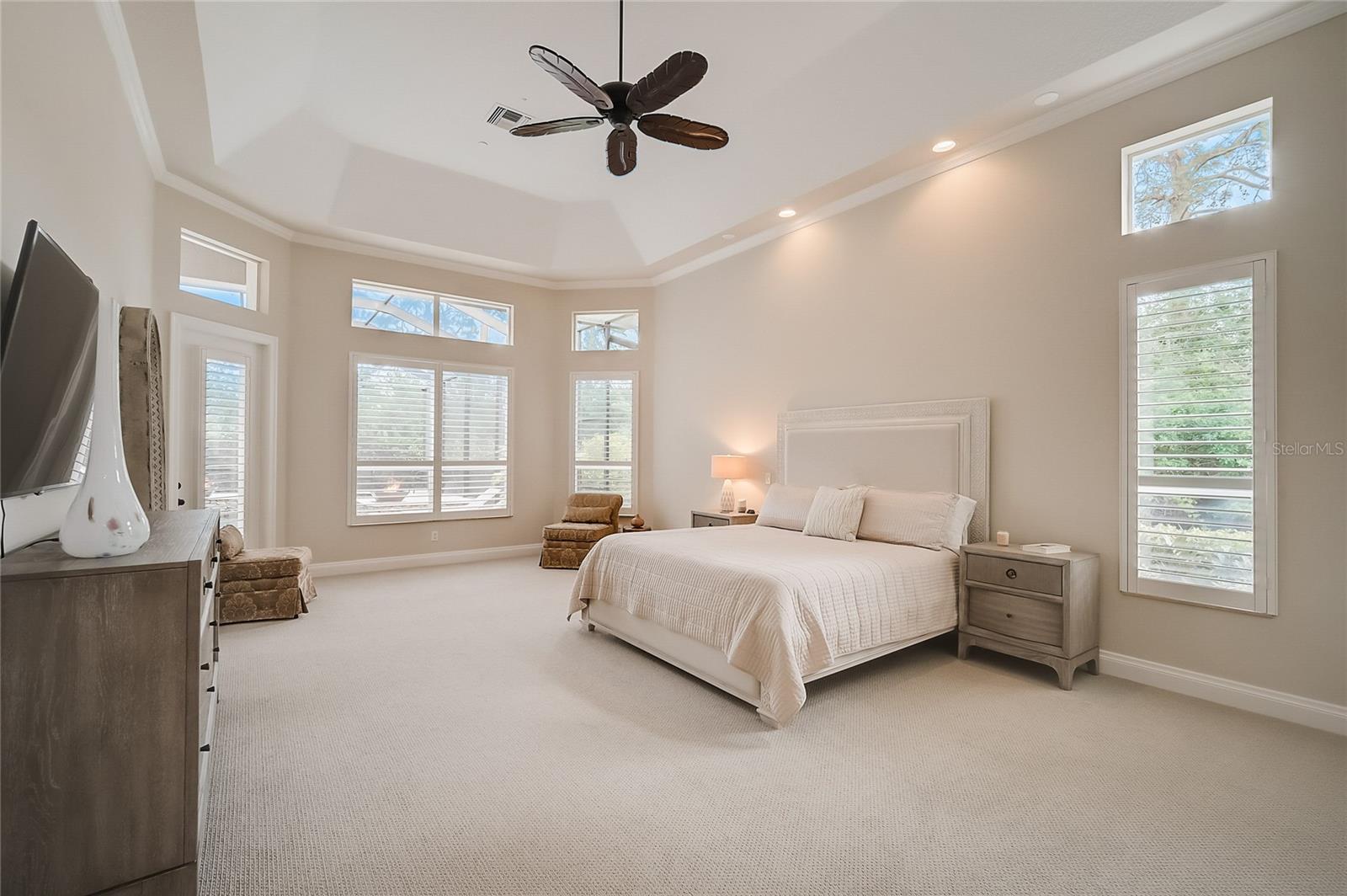 854 MACEWEN DR