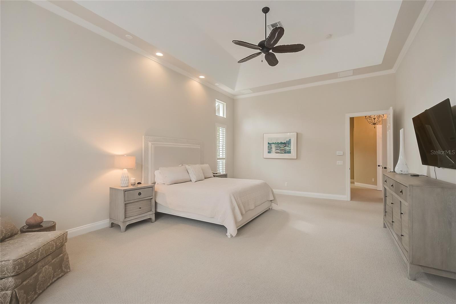 854 MACEWEN DR