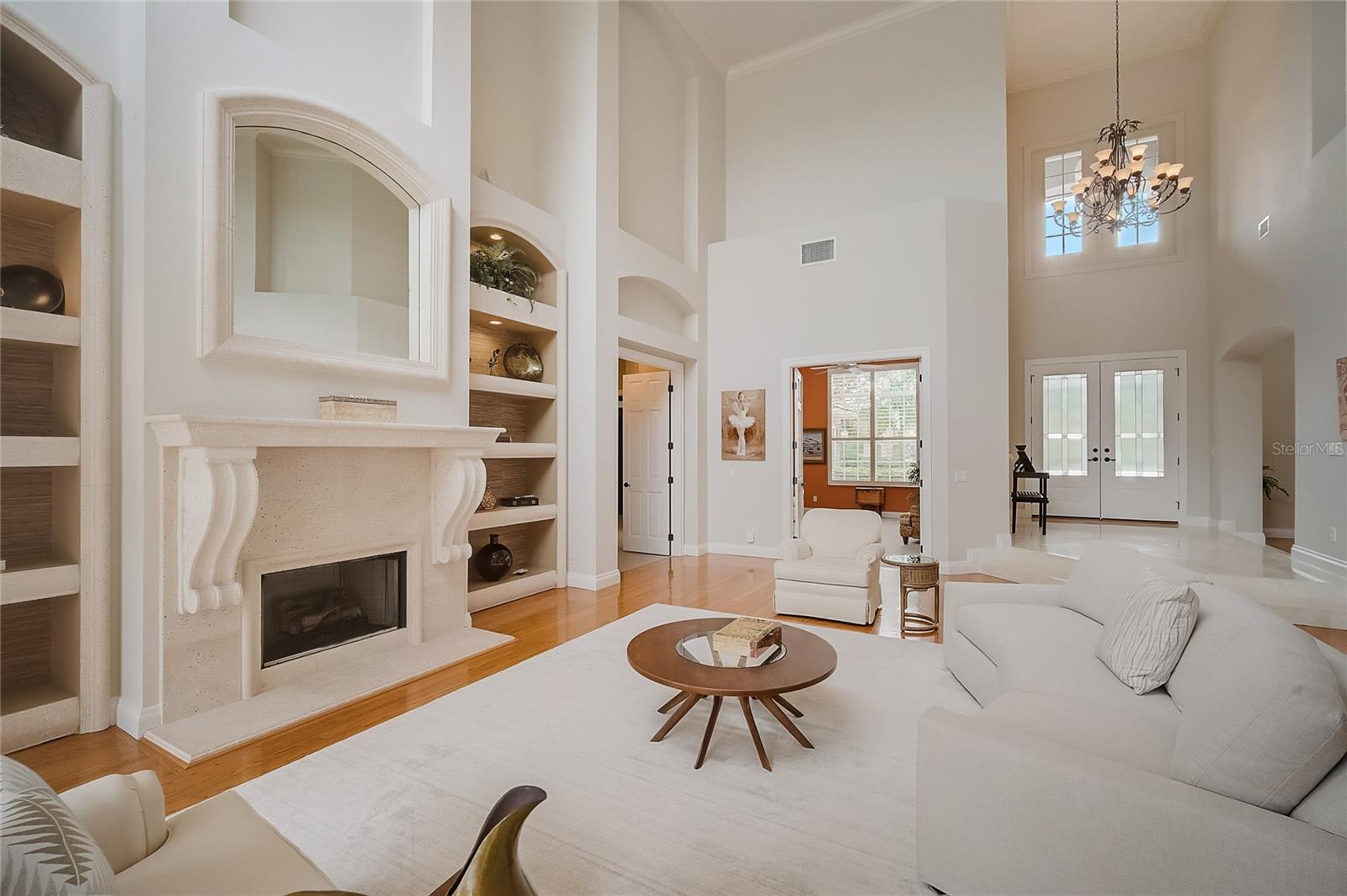 854 MACEWEN DR