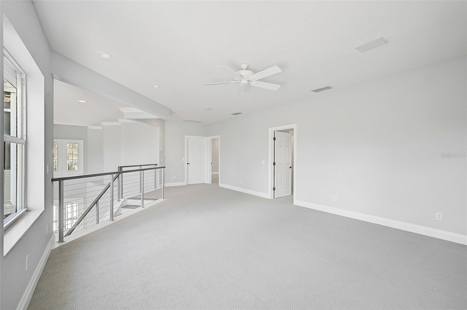 854 MACEWEN DR