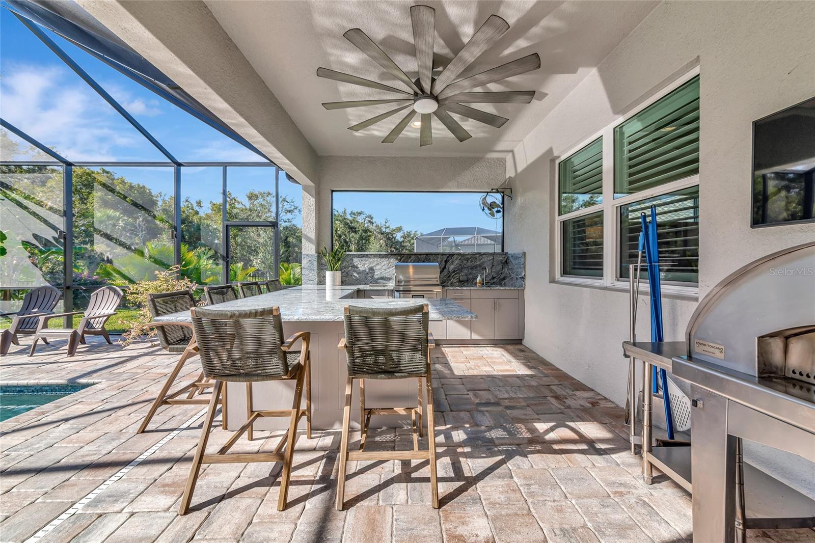 3827 158TH AVENUE CIR E