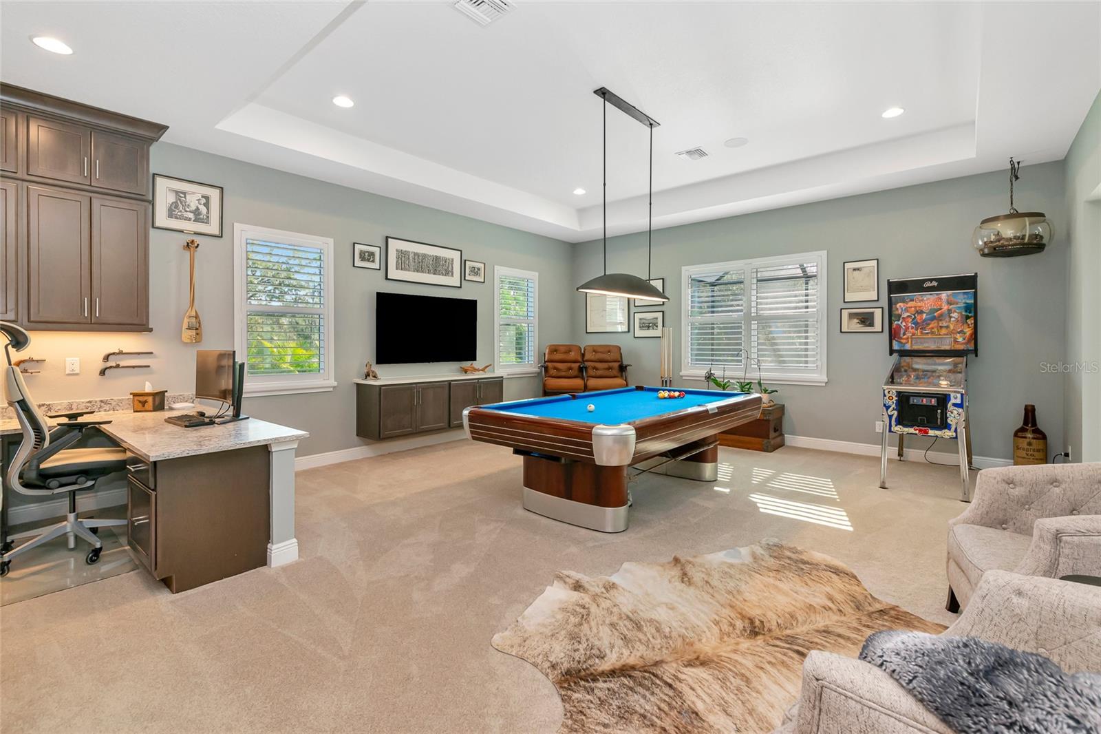 3827 158TH AVENUE CIR E