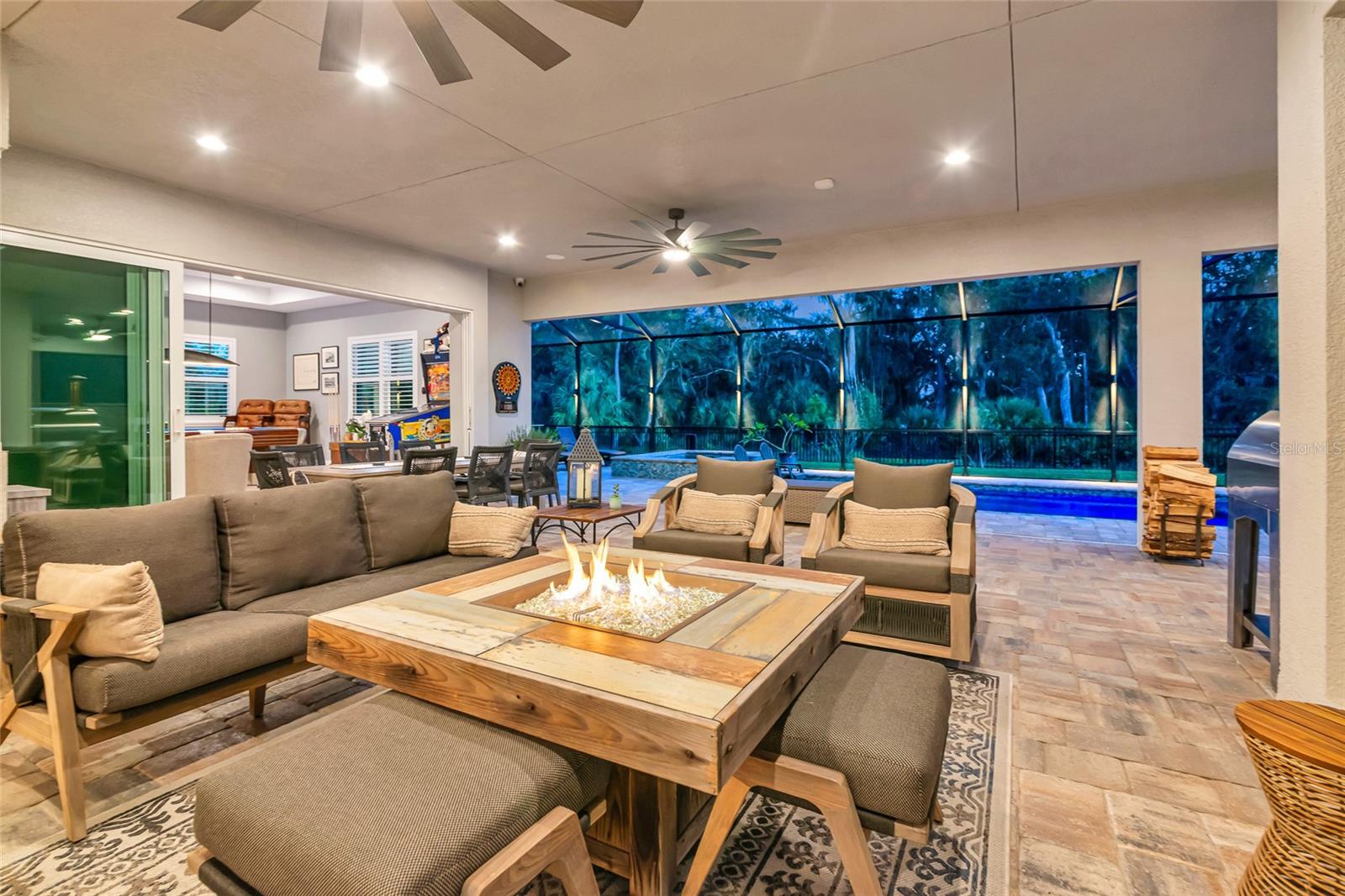 3827 158TH AVENUE CIR E