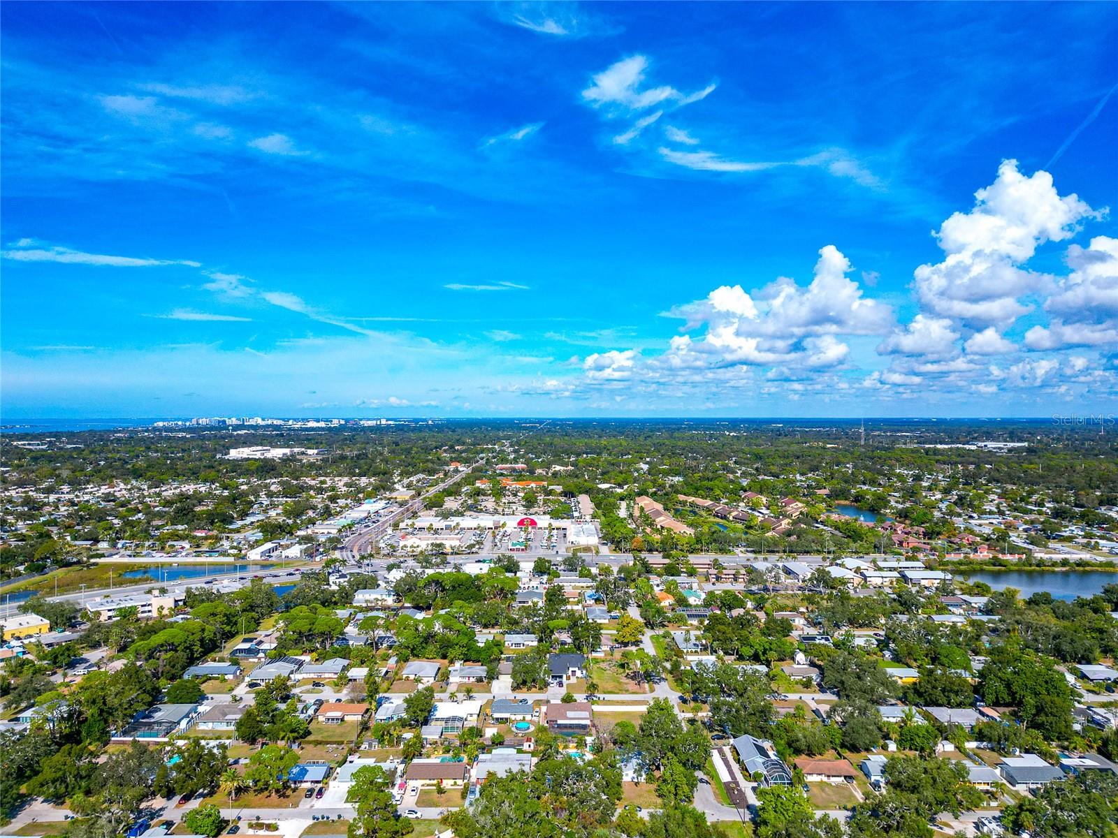 2835 WILLIAMSBURG ST