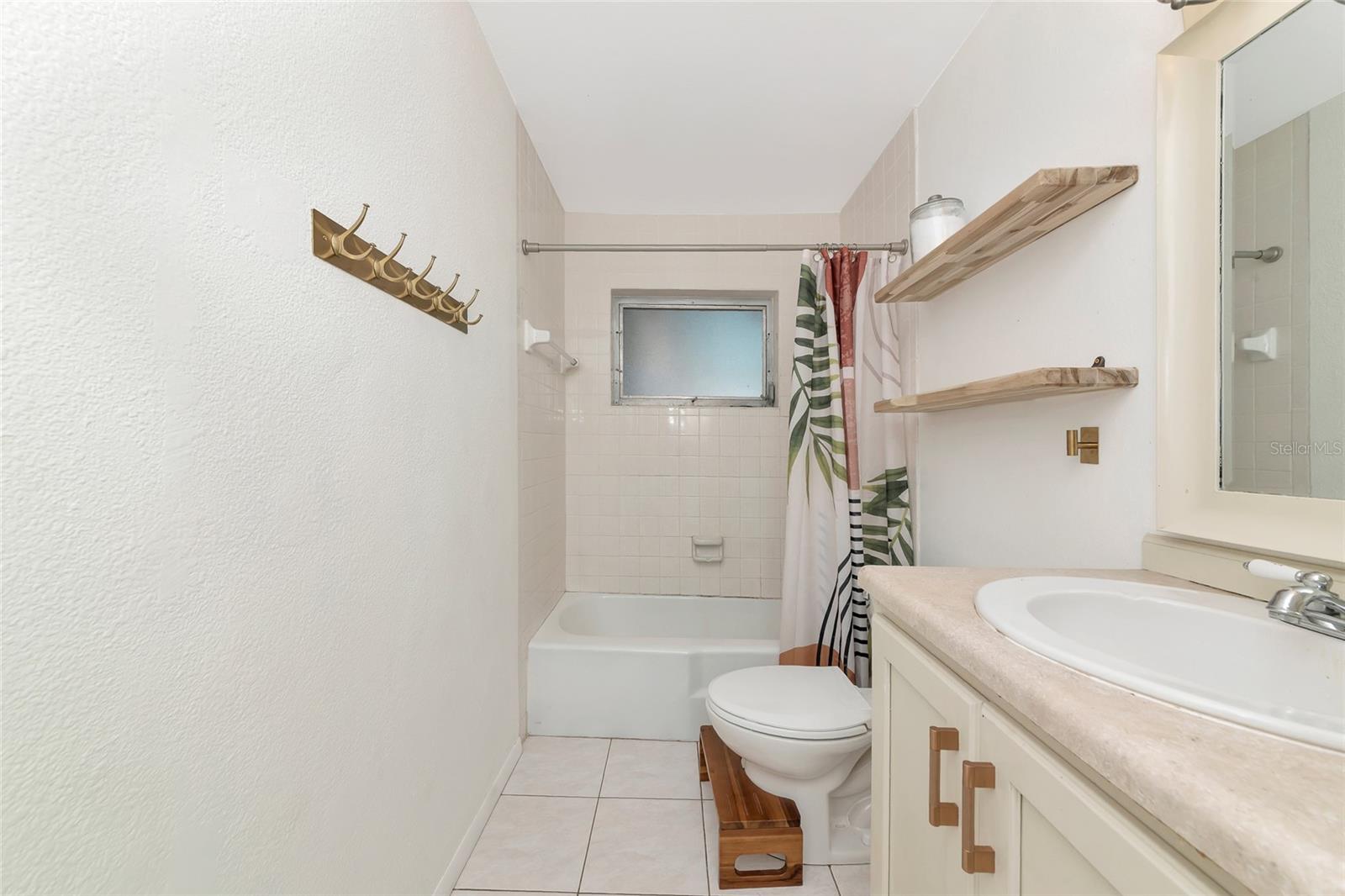 2835 WILLIAMSBURG ST