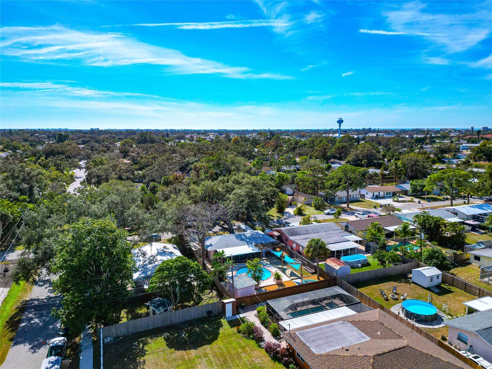 2835 WILLIAMSBURG ST