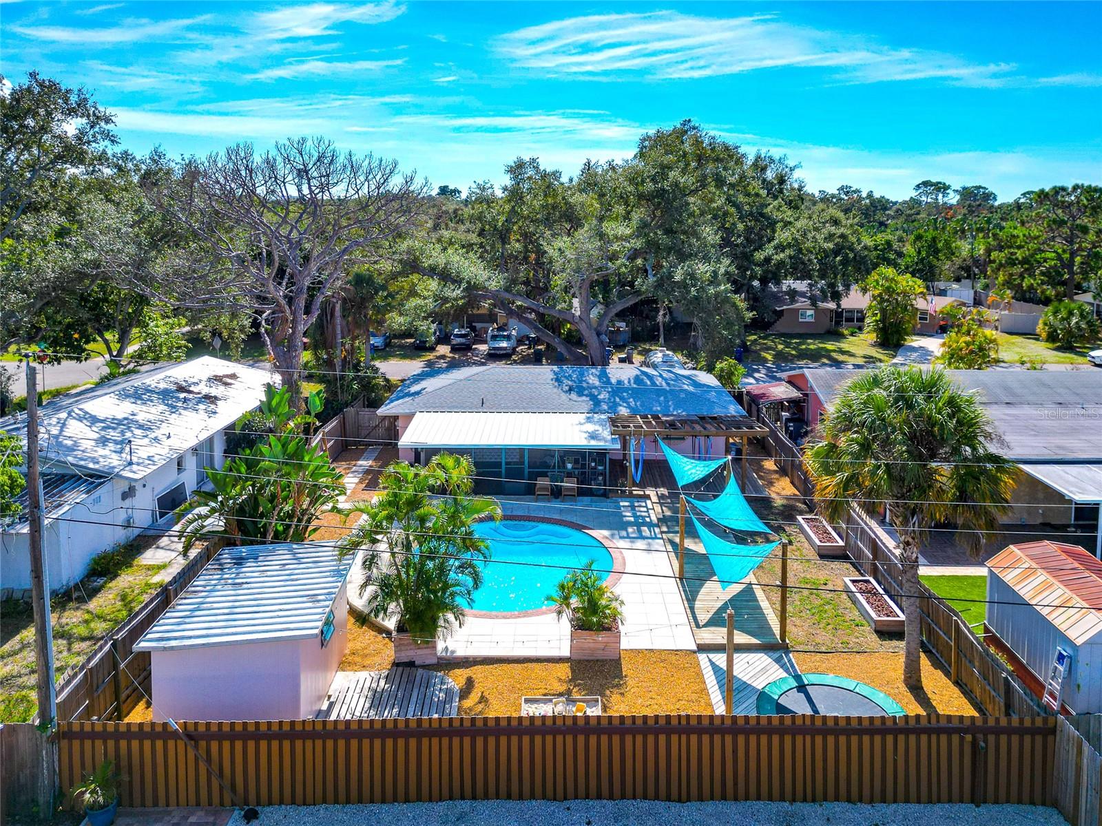 2835 WILLIAMSBURG ST