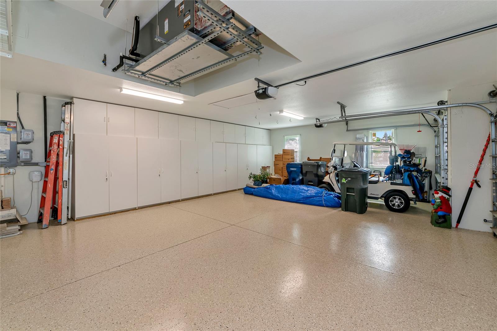 10615 RESTORATION TER