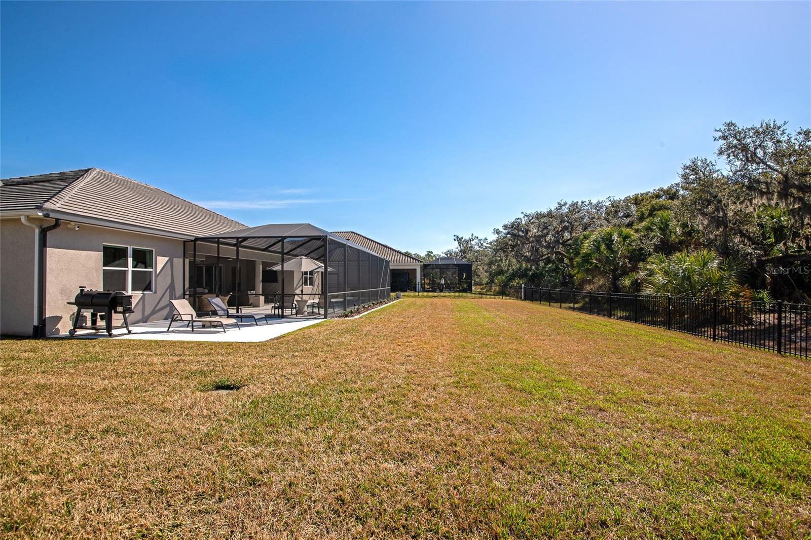 3839 158TH AVENUE CIR E