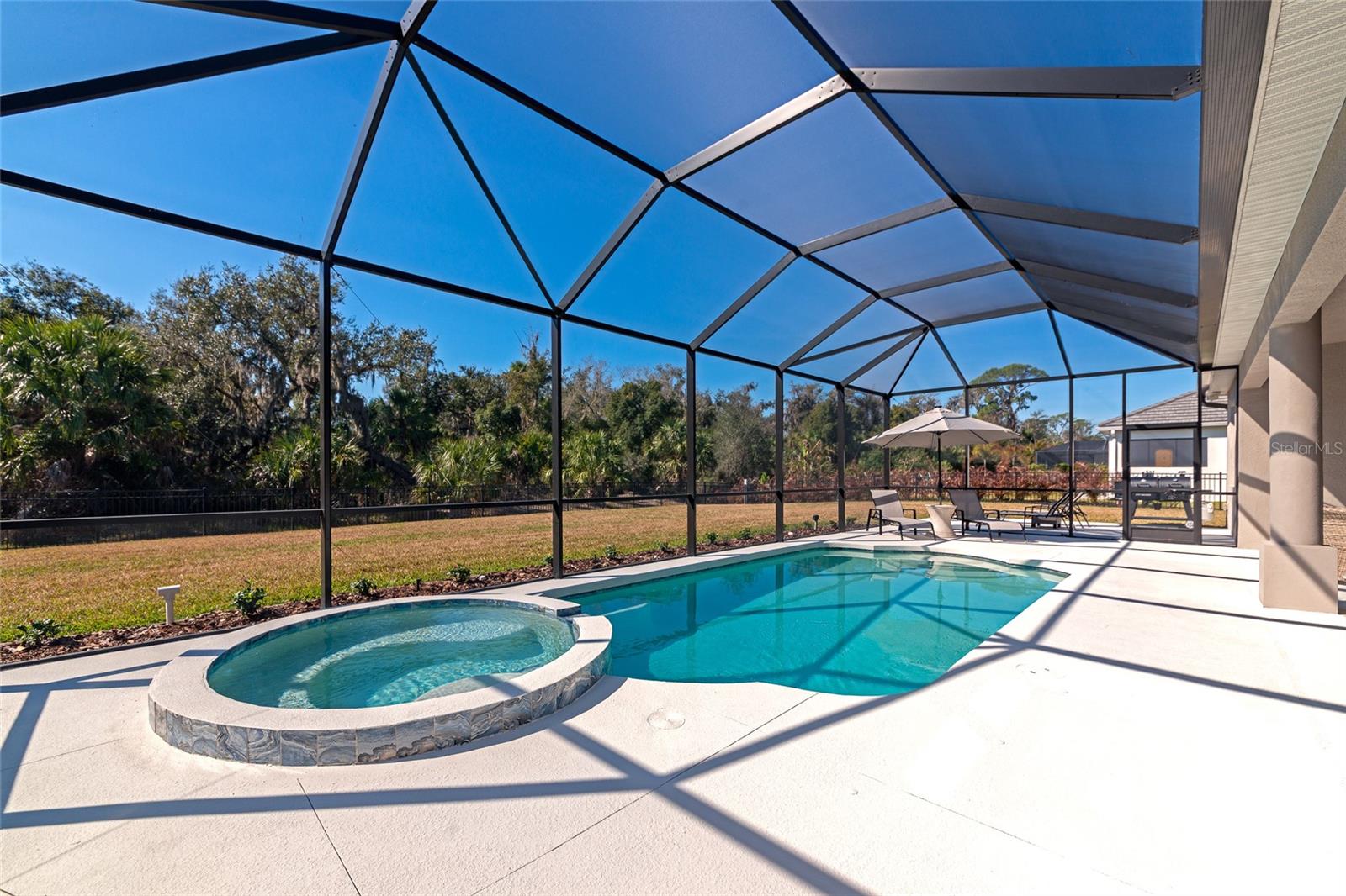 3839 158TH AVENUE CIR E