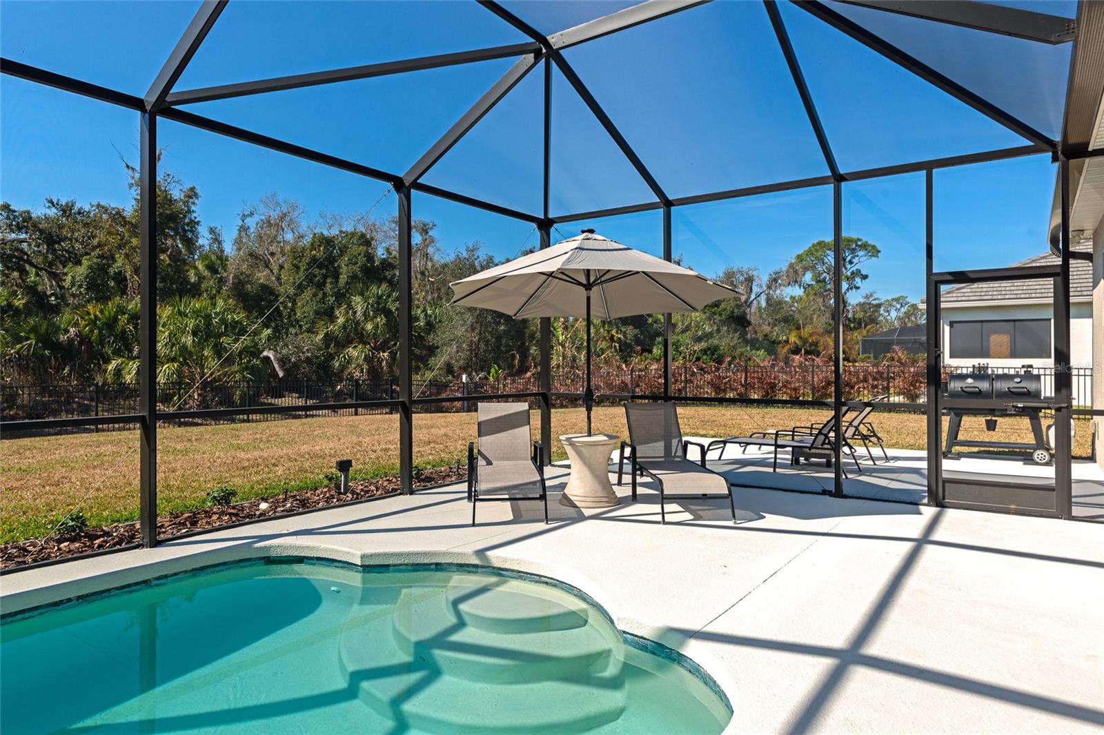 3839 158TH AVENUE CIR E