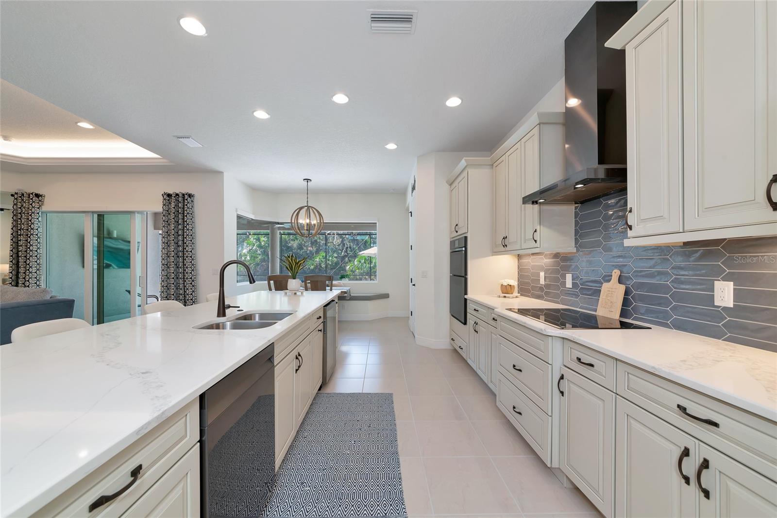 3839 158TH AVENUE CIR E