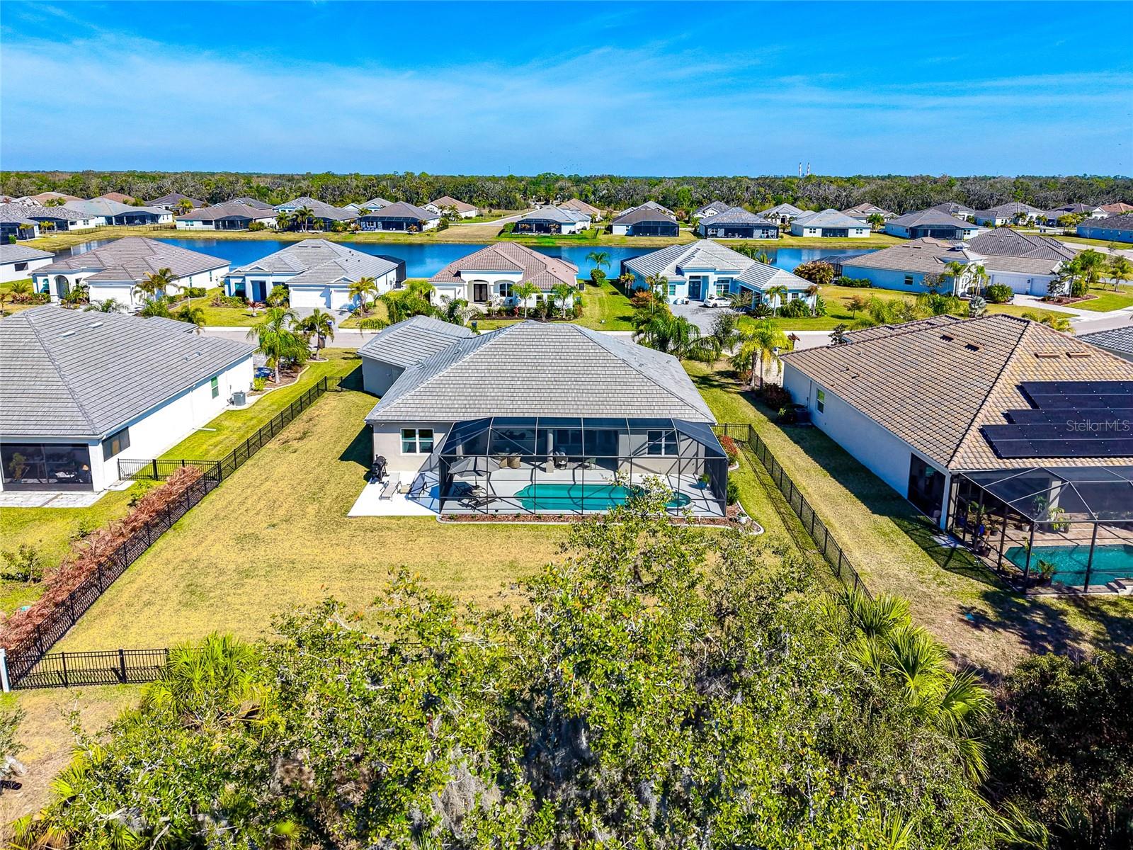 3839 158TH AVENUE CIR E