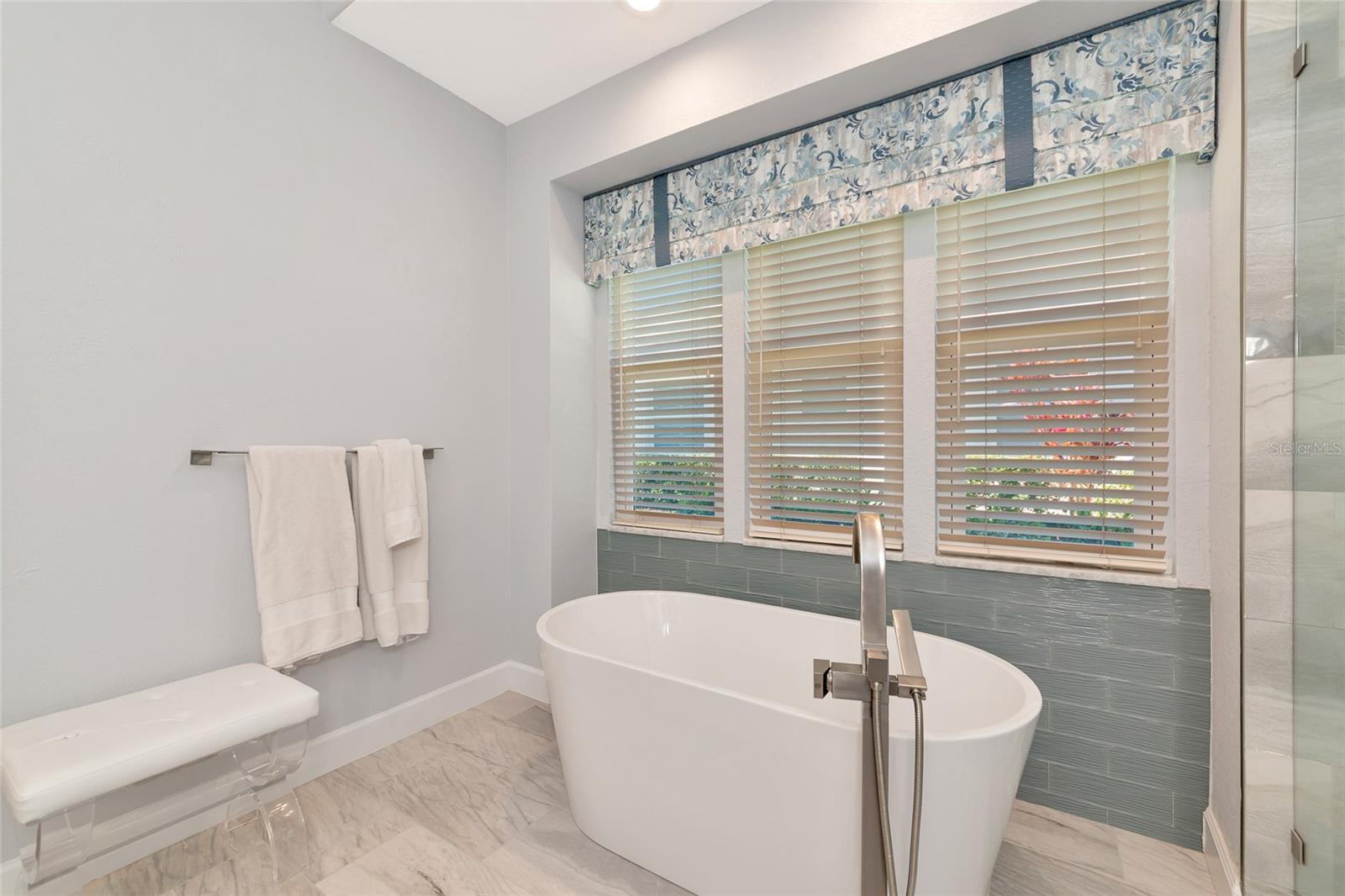 10816 WINDING STREAM WAY