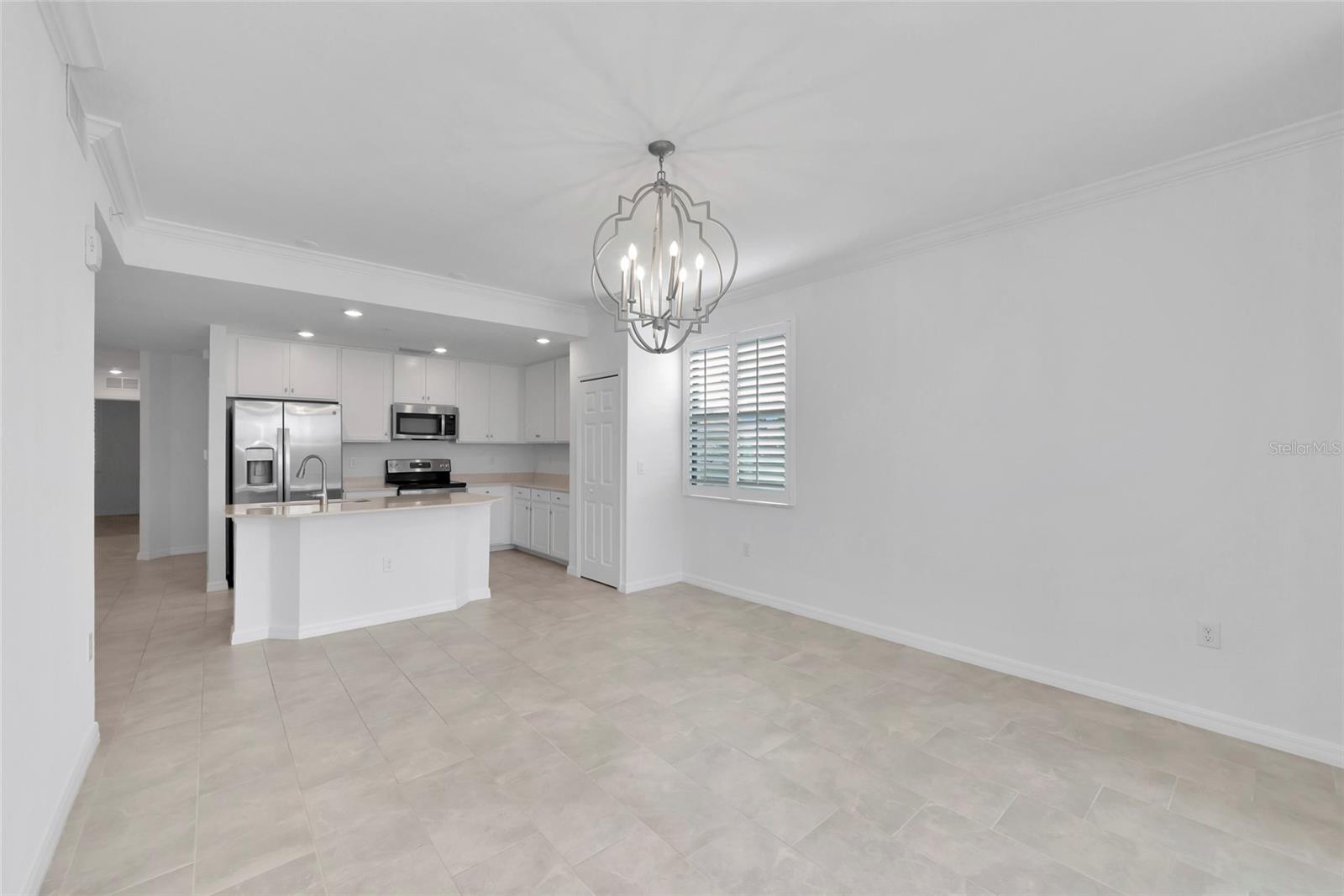 18008 GAWTHROP DR #101