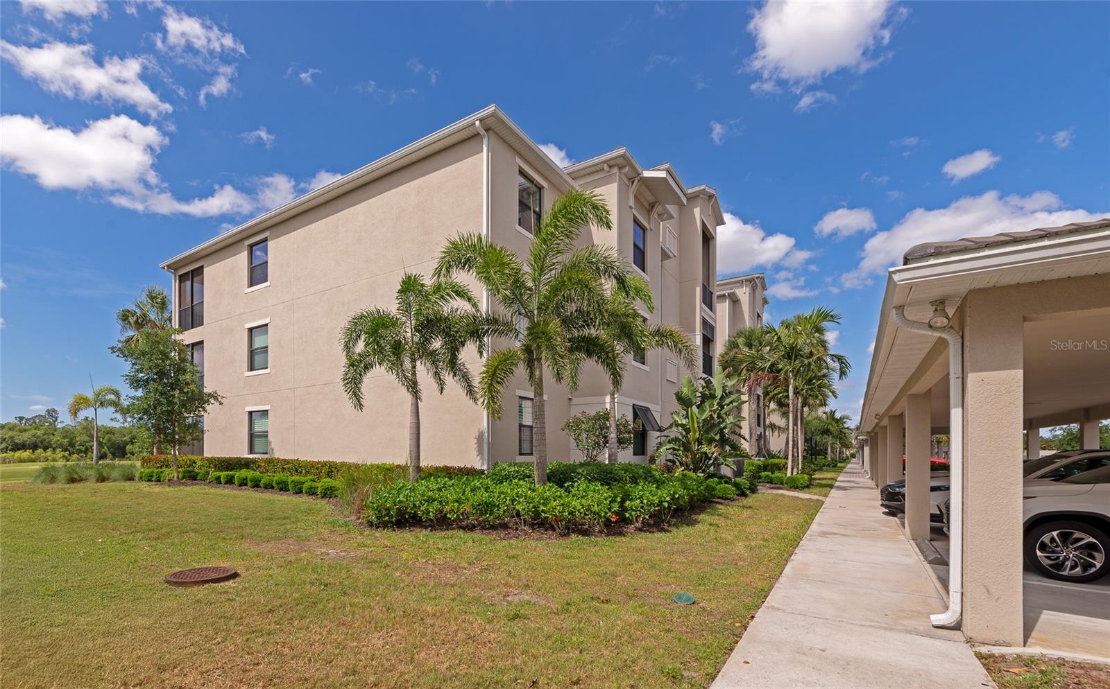 18008 GAWTHROP DR #101