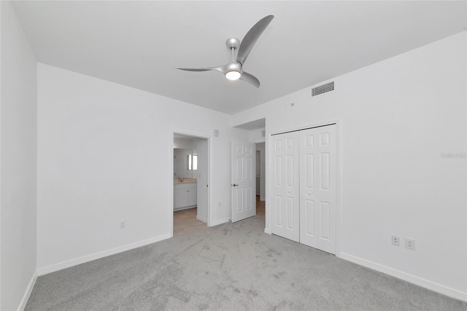 18008 GAWTHROP DR #101