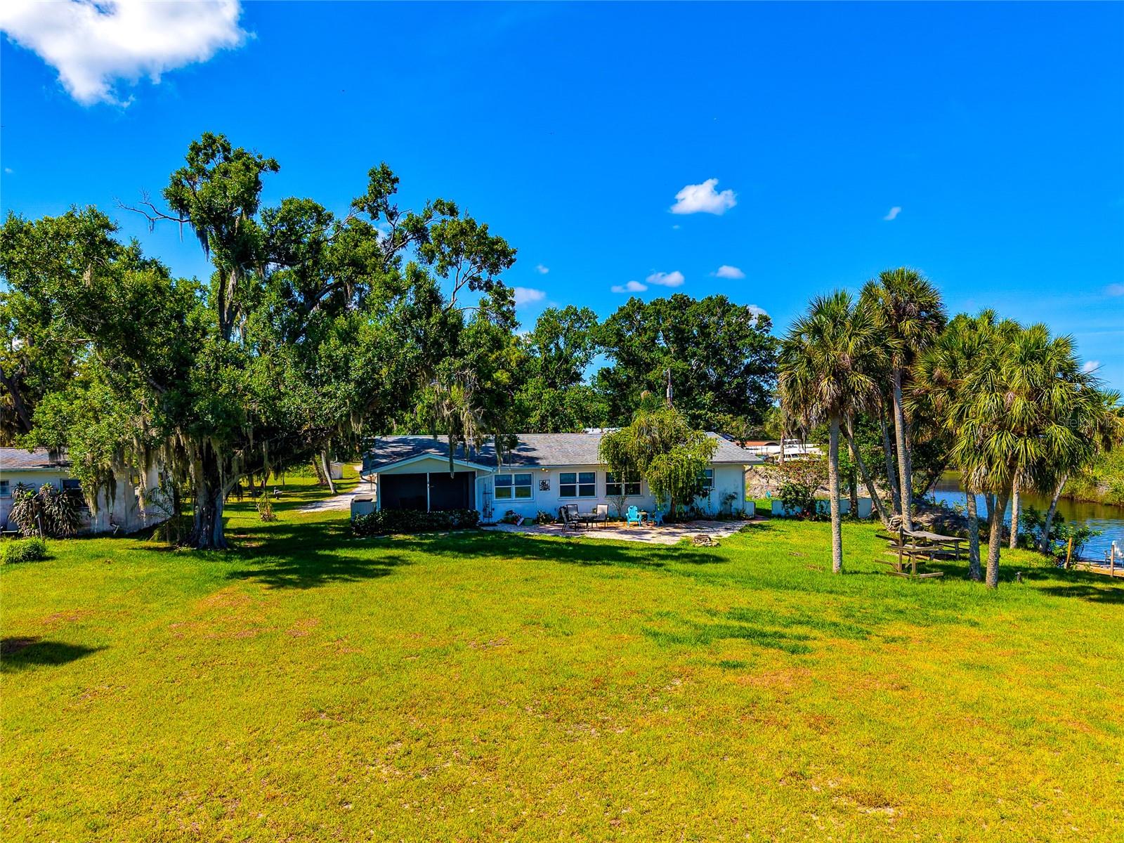 11903 UPPER MANATEE RIVER RD