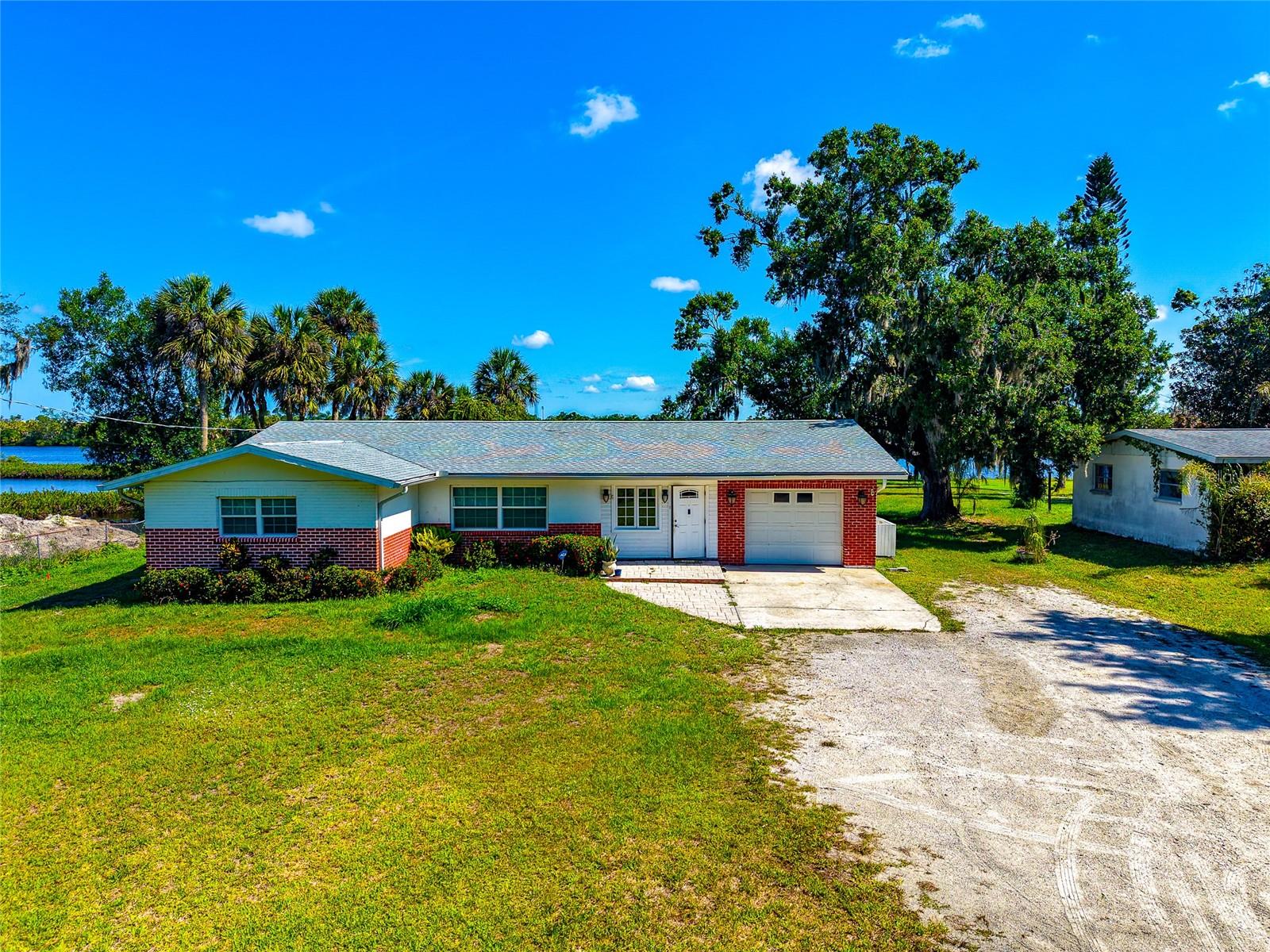 11903 UPPER MANATEE RIVER RD