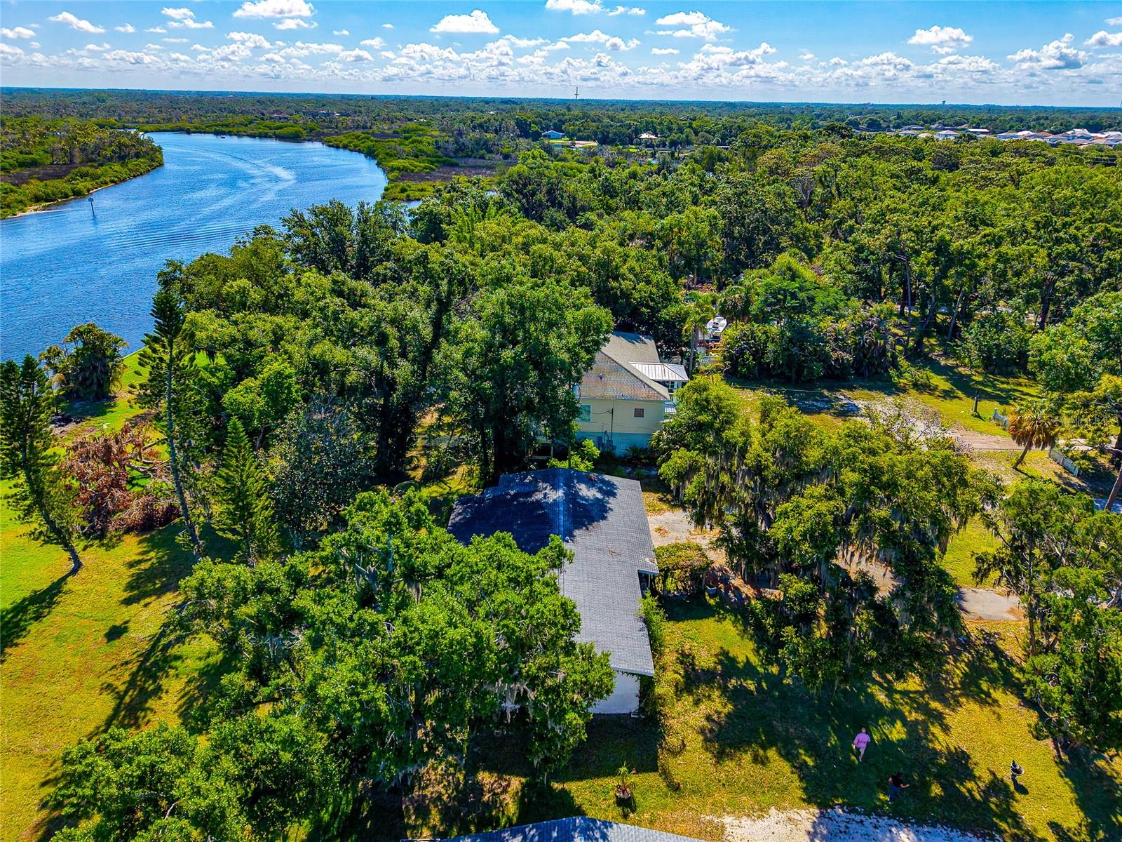 11903 UPPER MANATEE RIVER RD