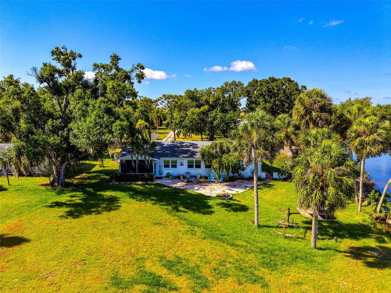 11903 UPPER MANATEE RIVER RD
