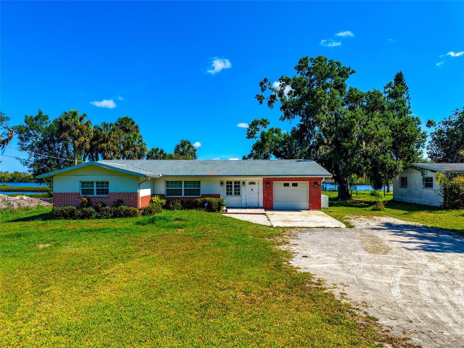 11903 UPPER MANATEE RIVER RD