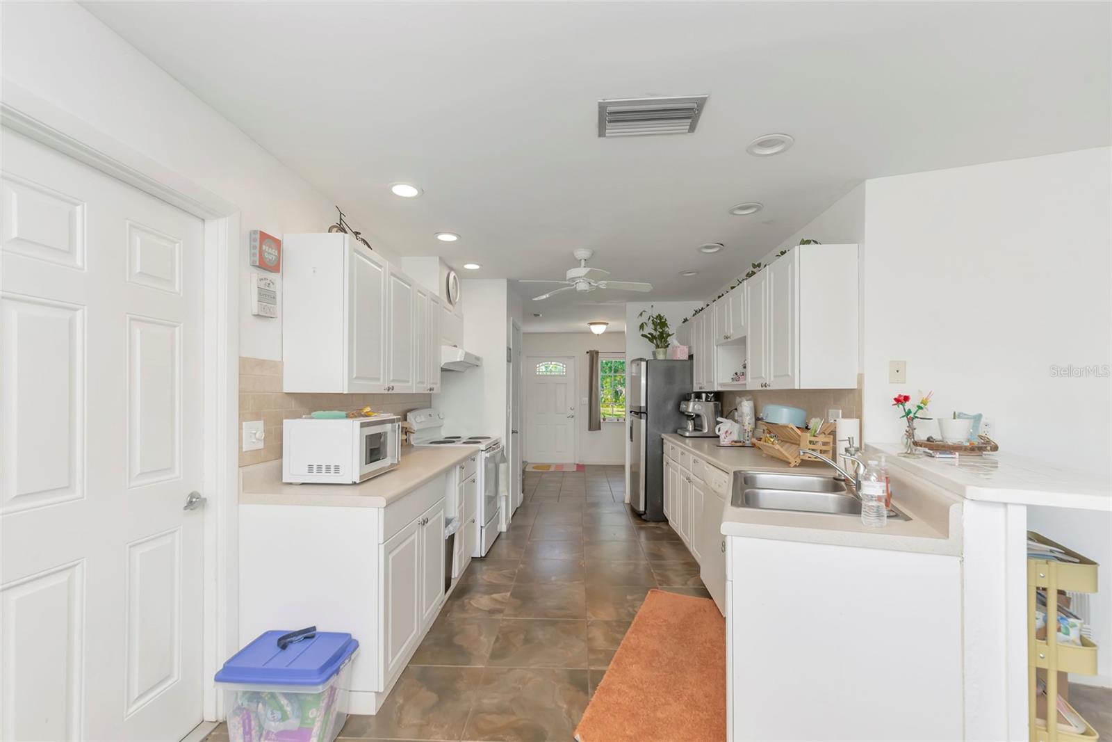 11903 UPPER MANATEE RIVER RD