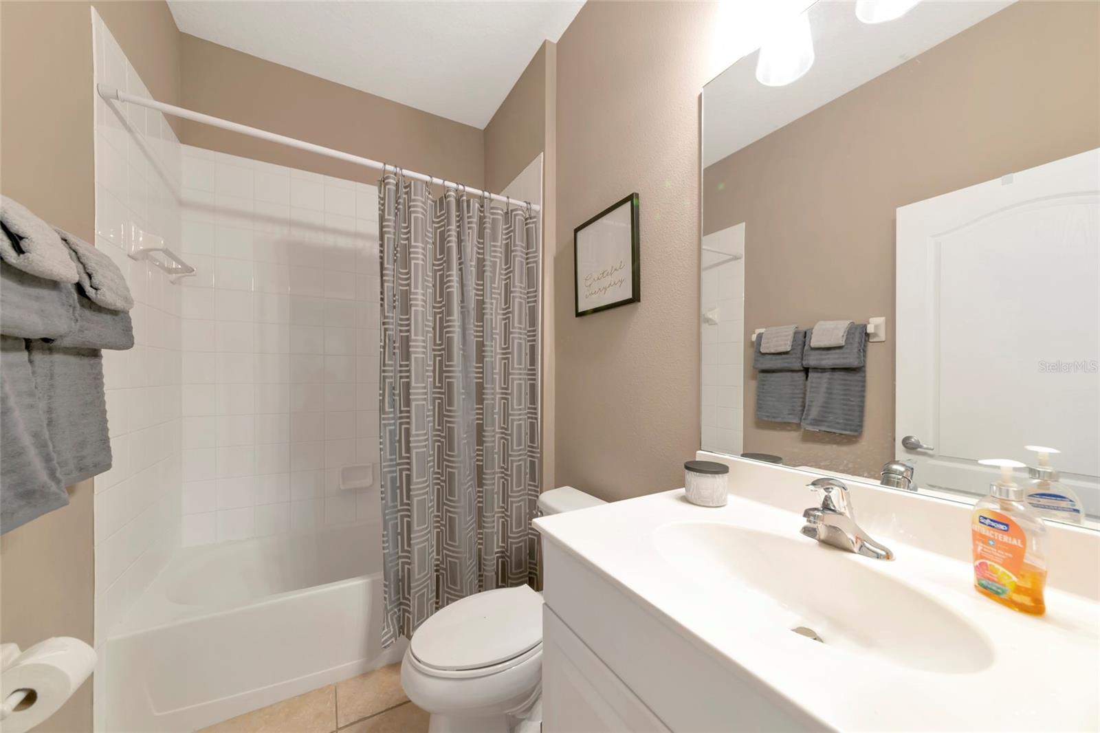 4930 NEWPORT NEWS CIR