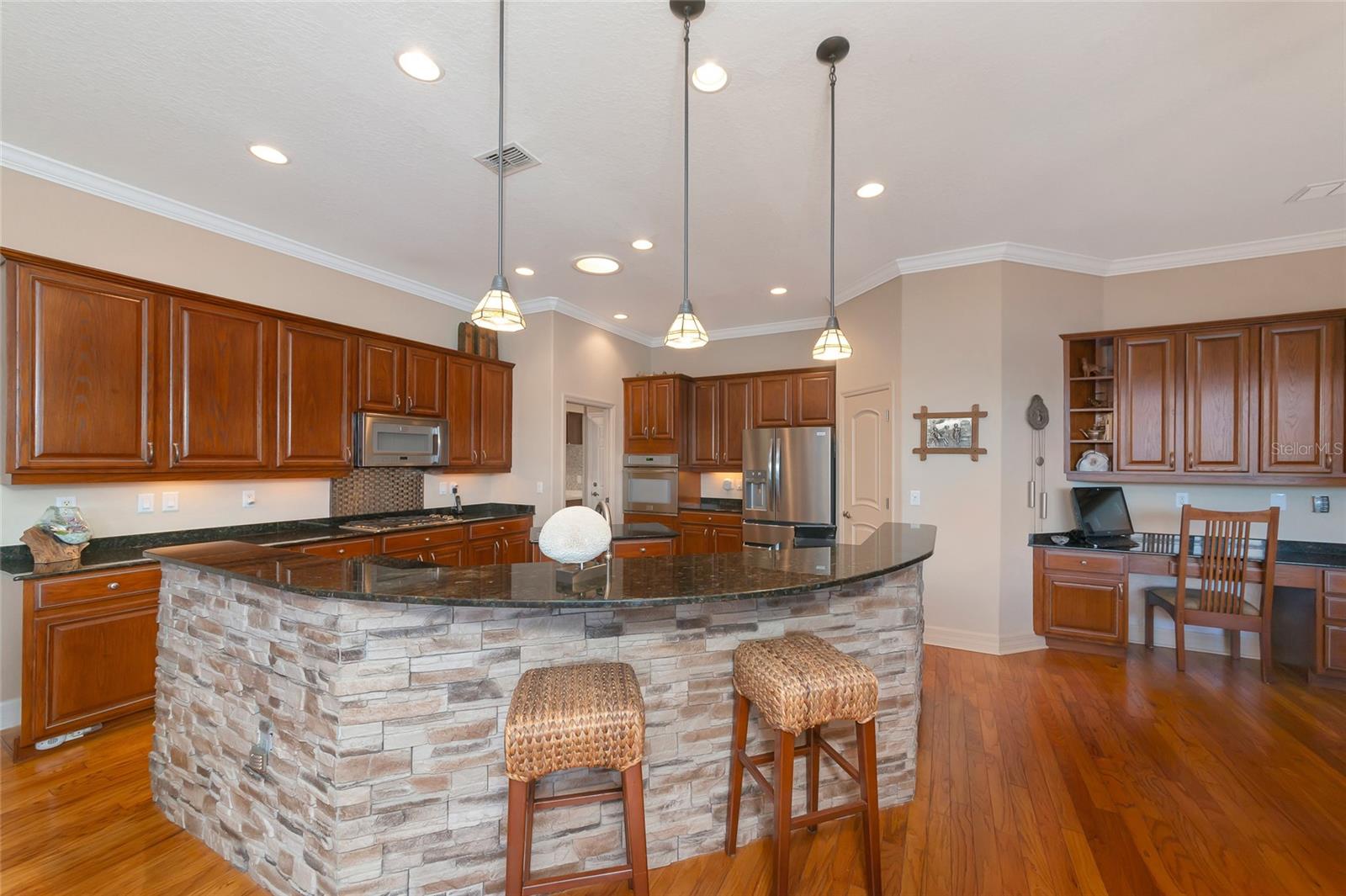 10412 WINDING STREAM WAY