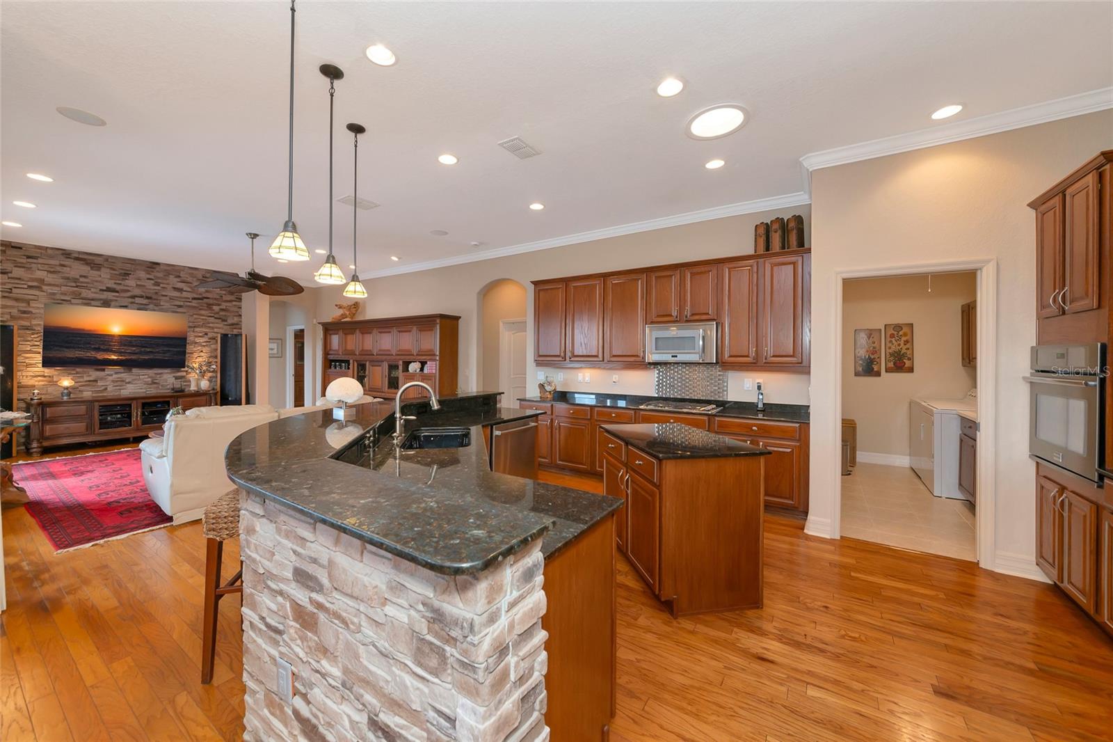 10412 WINDING STREAM WAY